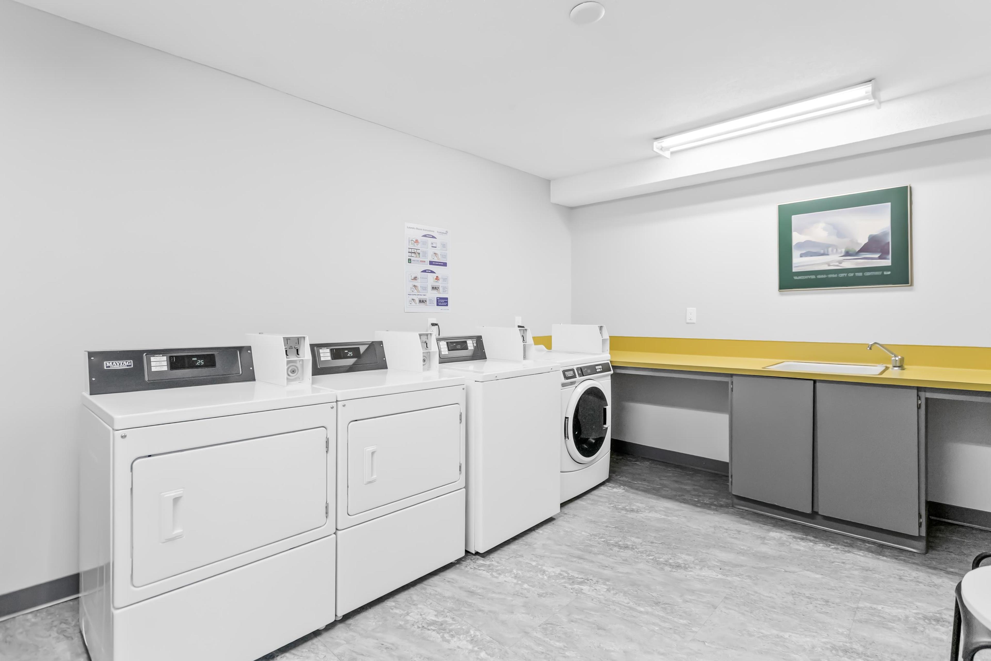 #107 1555 FIR STREET - 26