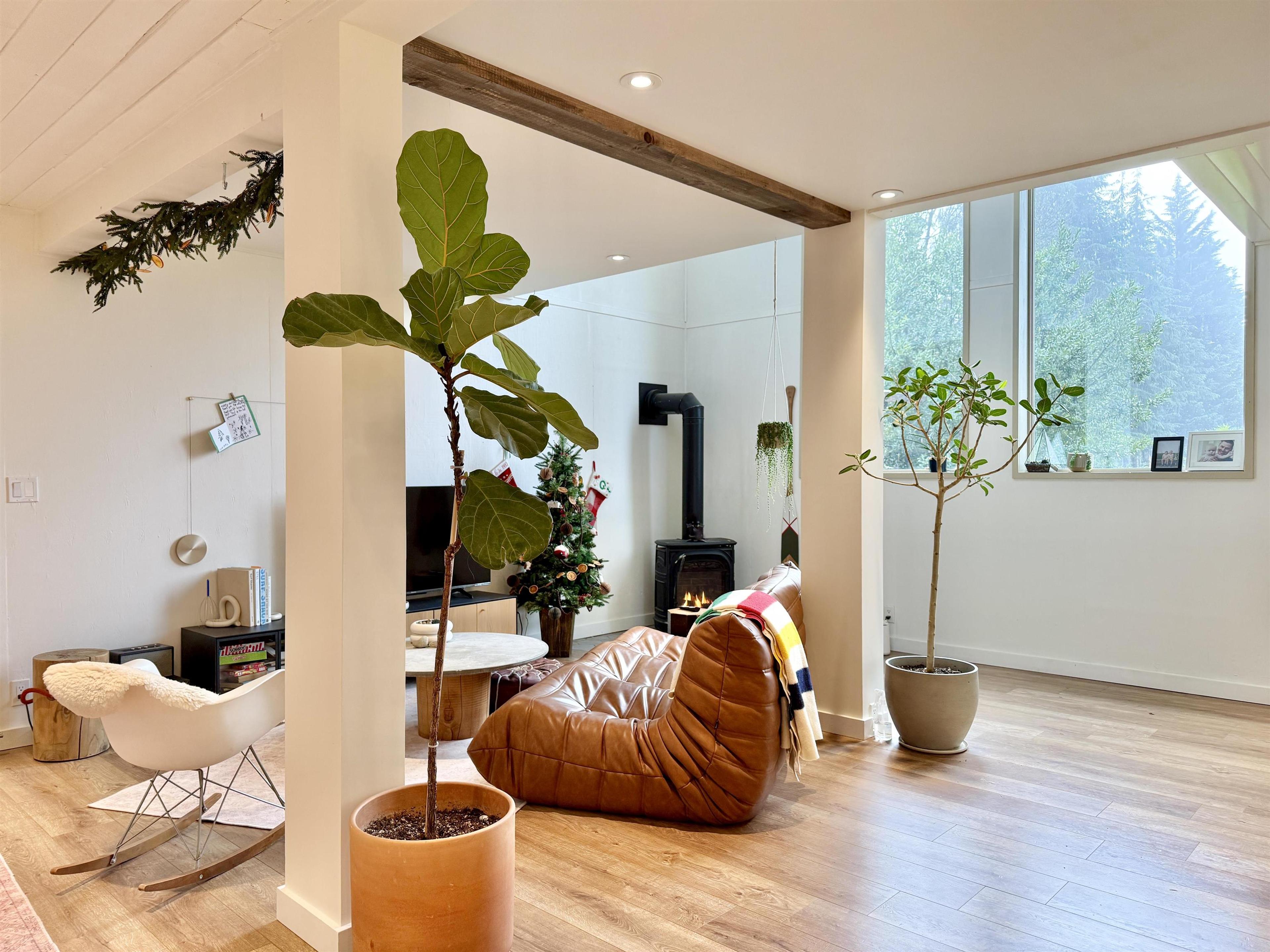 962 CEMETERY ROAD - 7