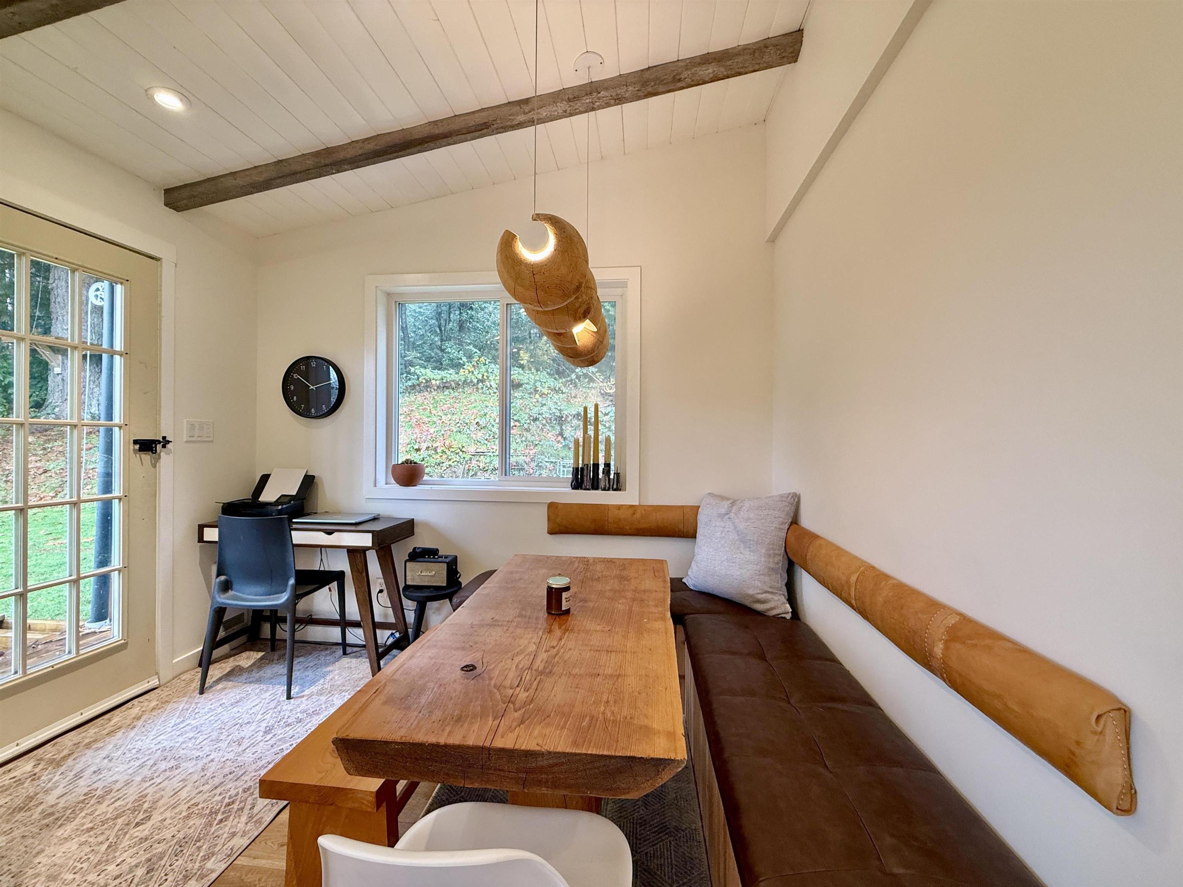 962 CEMETERY ROAD - 10