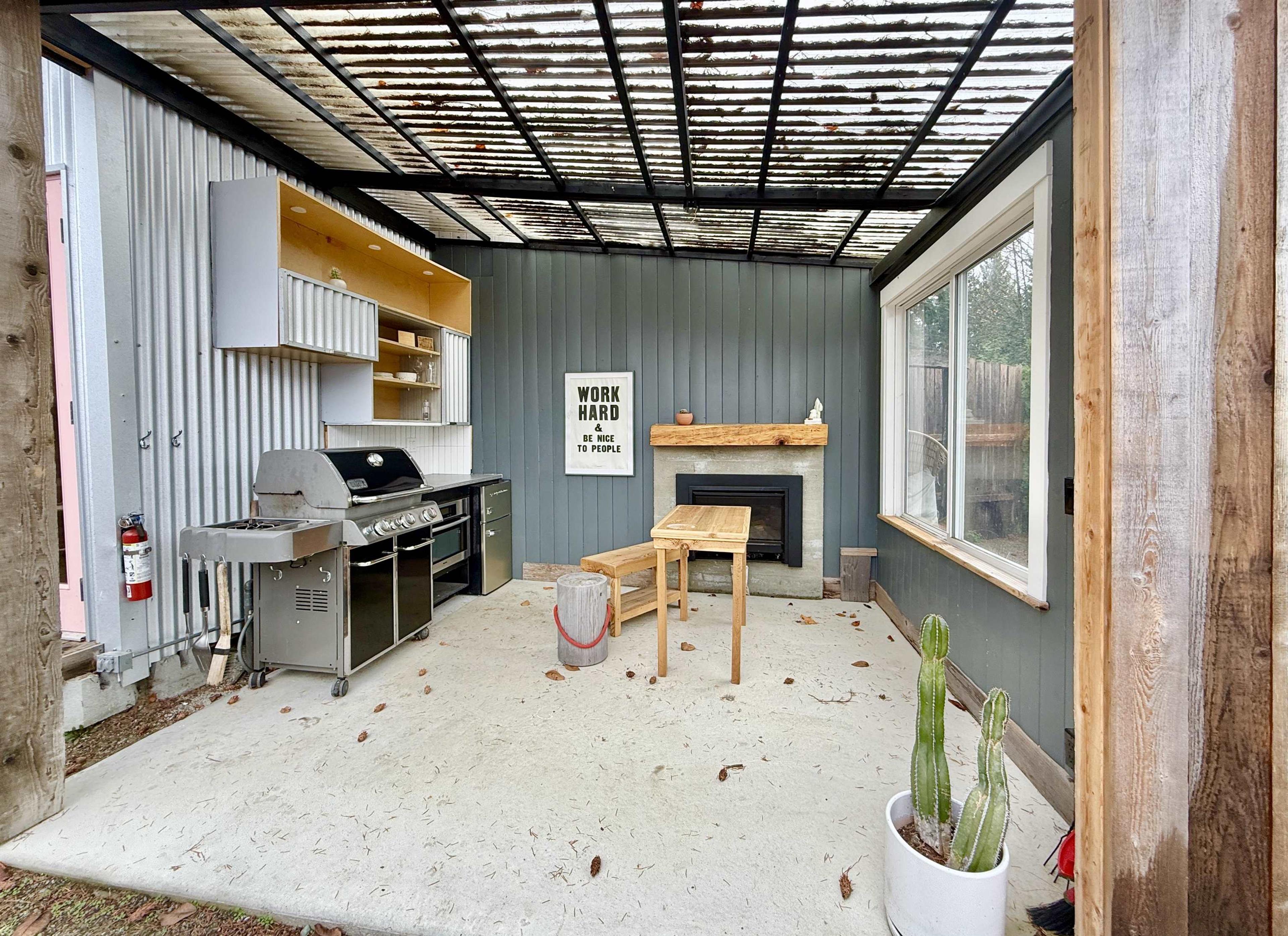 962 CEMETERY ROAD - 33