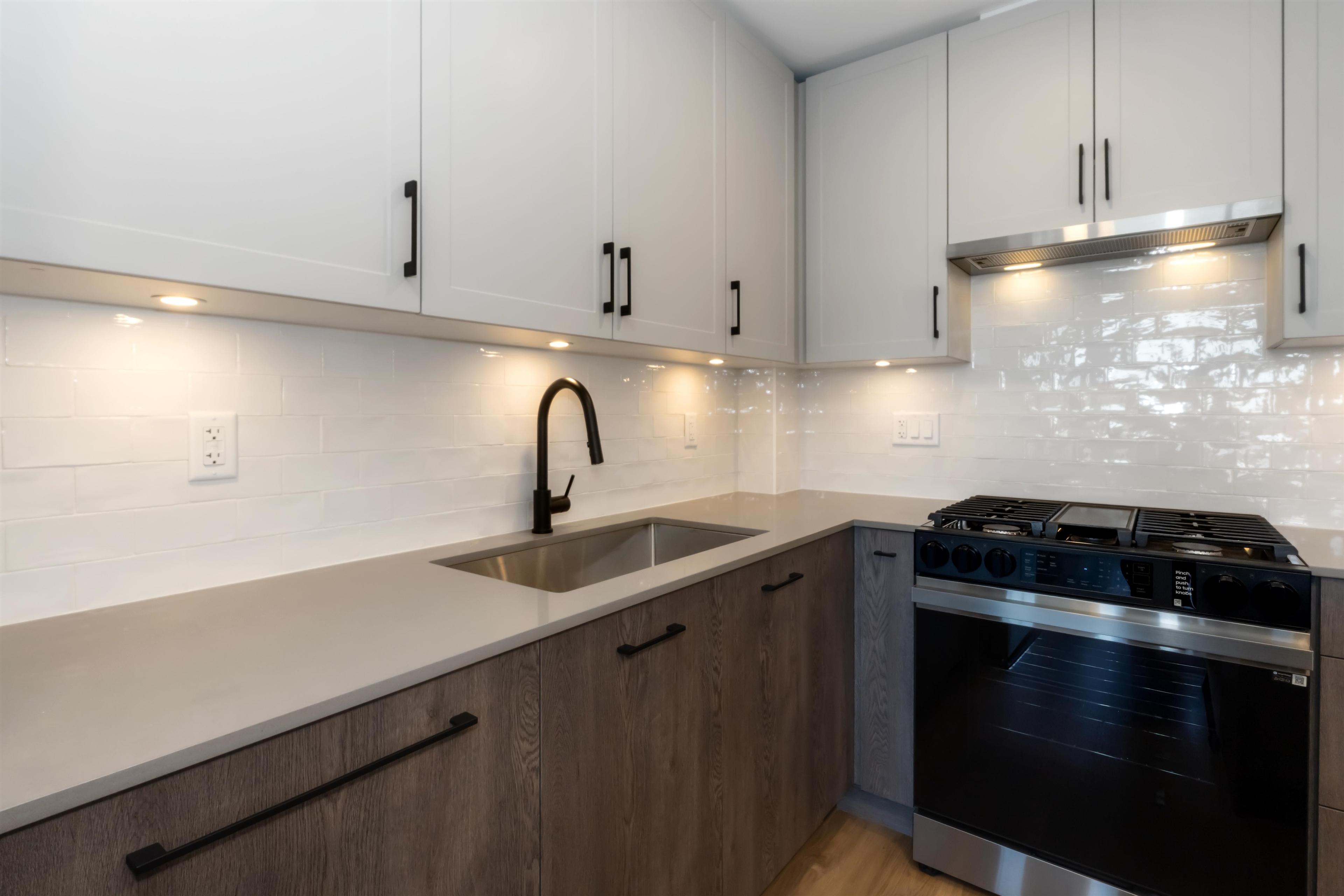 #302 27215 ALDERGROVE TOWN CENTRE DRIVE - Image 6