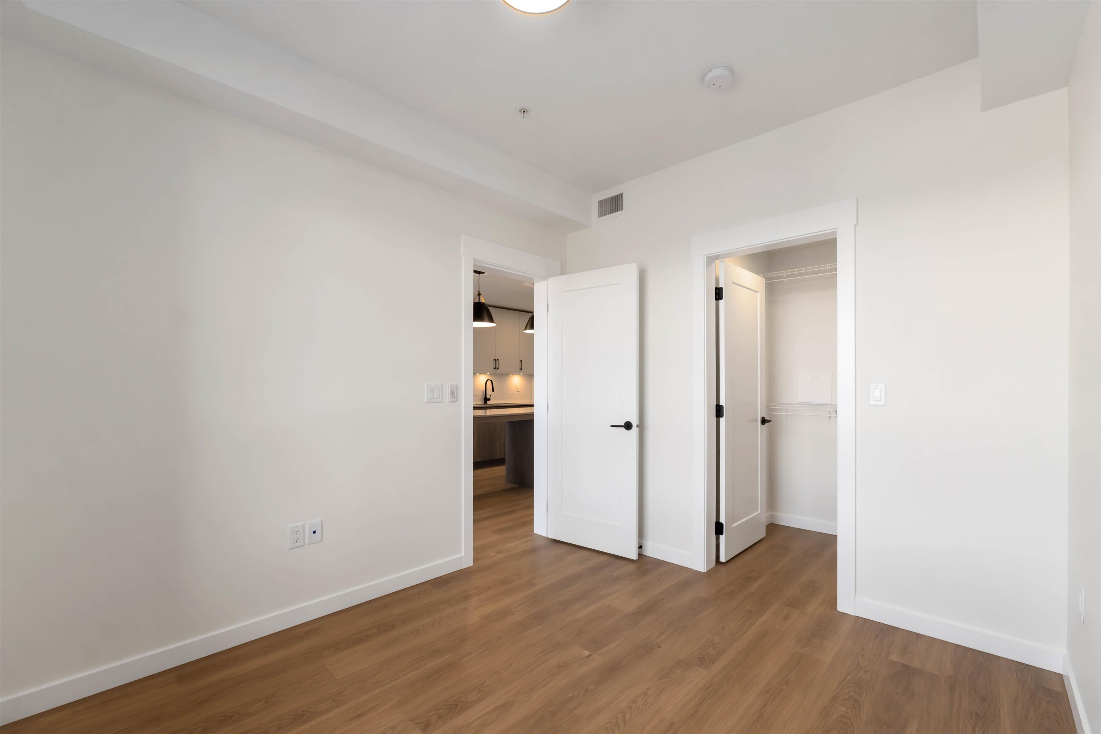 #302 27215 ALDERGROVE TOWN CENTRE DRIVE - Image 11