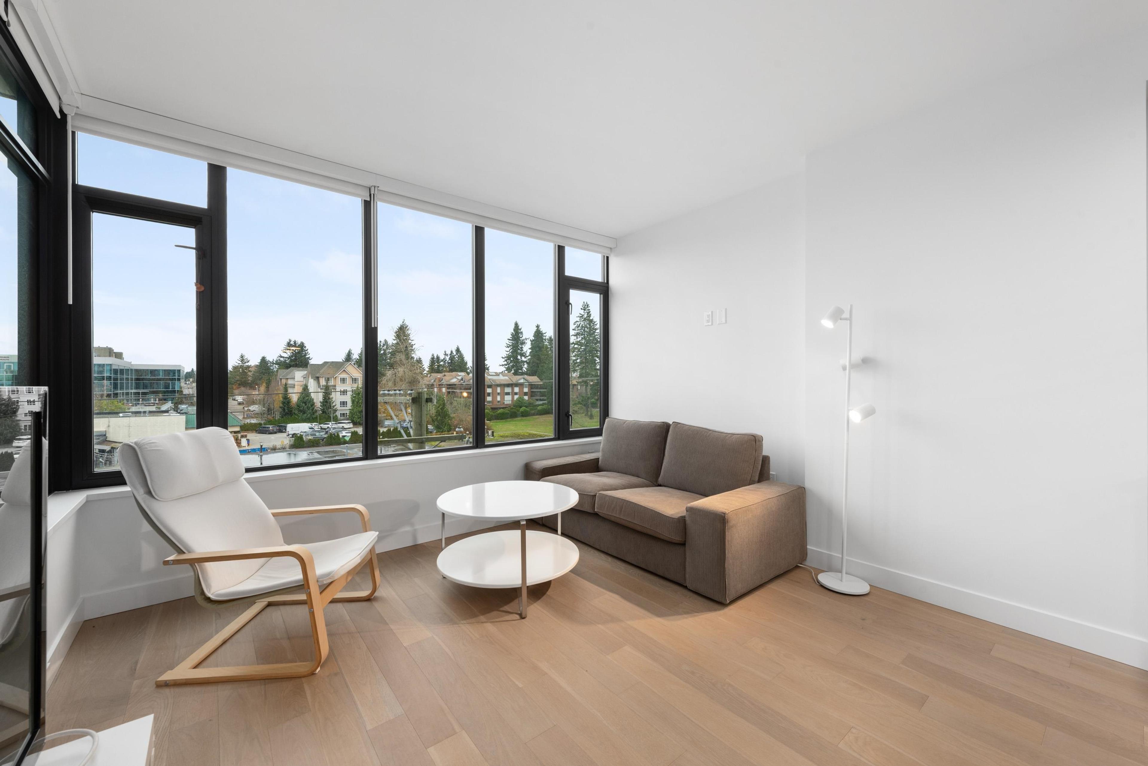 #403 1588 JOHNSTON ROAD - 9