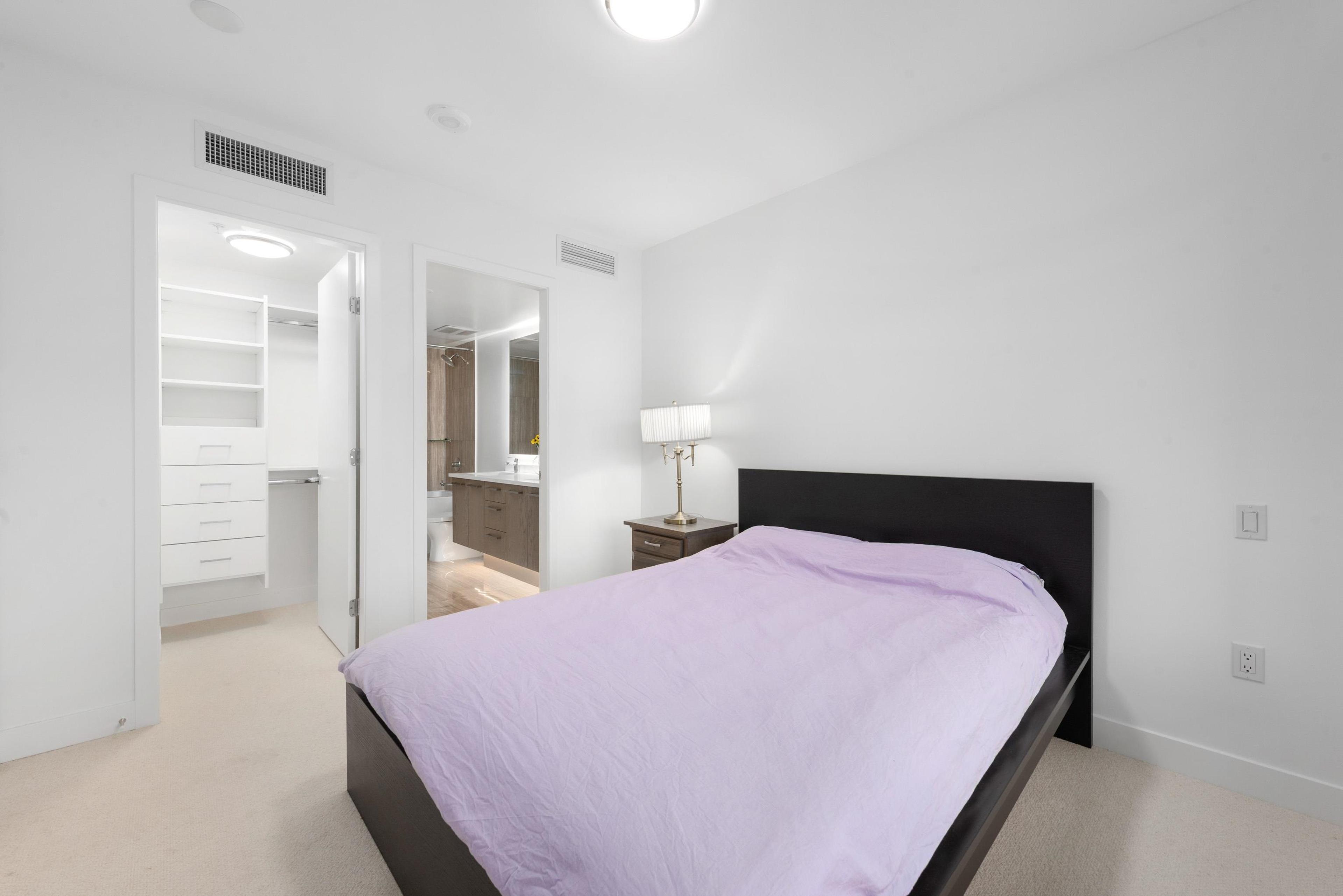 #403 1588 JOHNSTON ROAD - 15