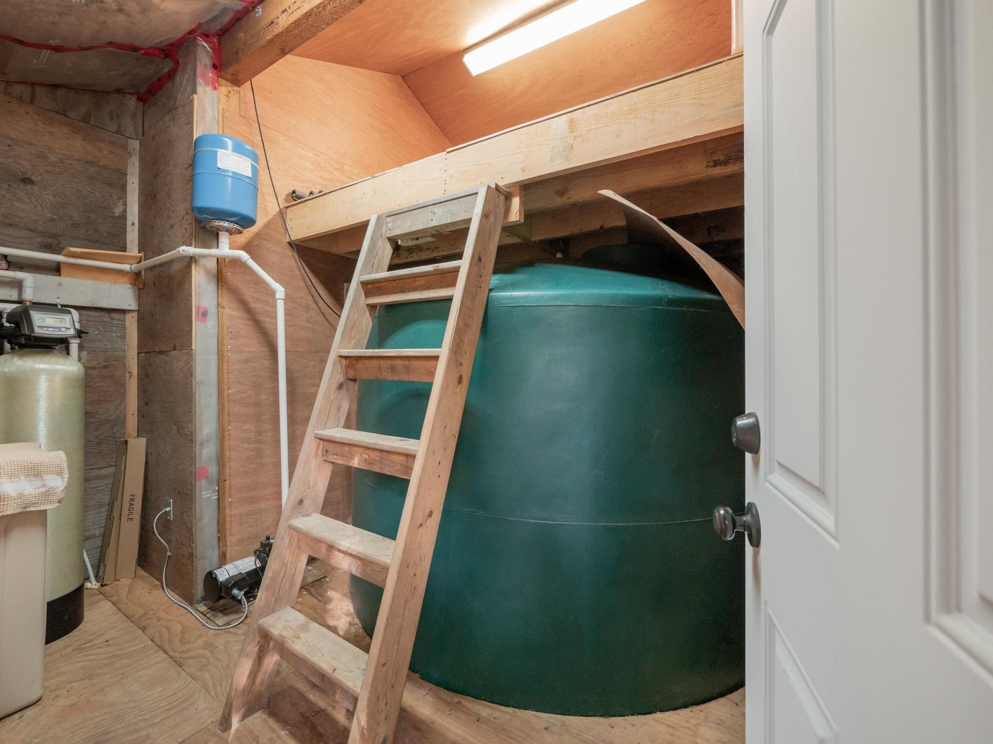 9305 STEPHENS WAY - 22