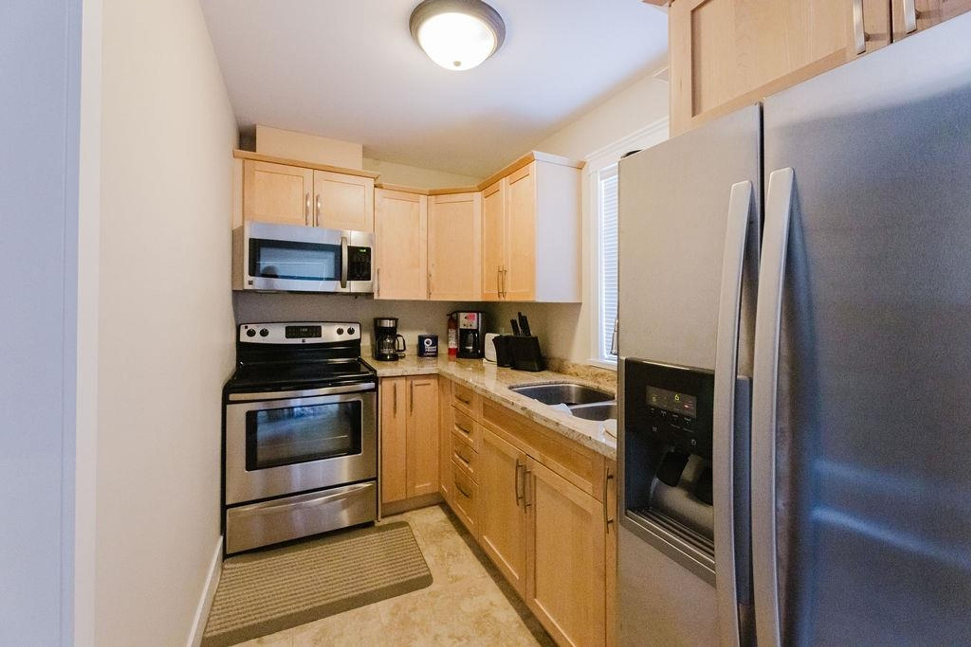 #201 518 SHAW ROAD - 23