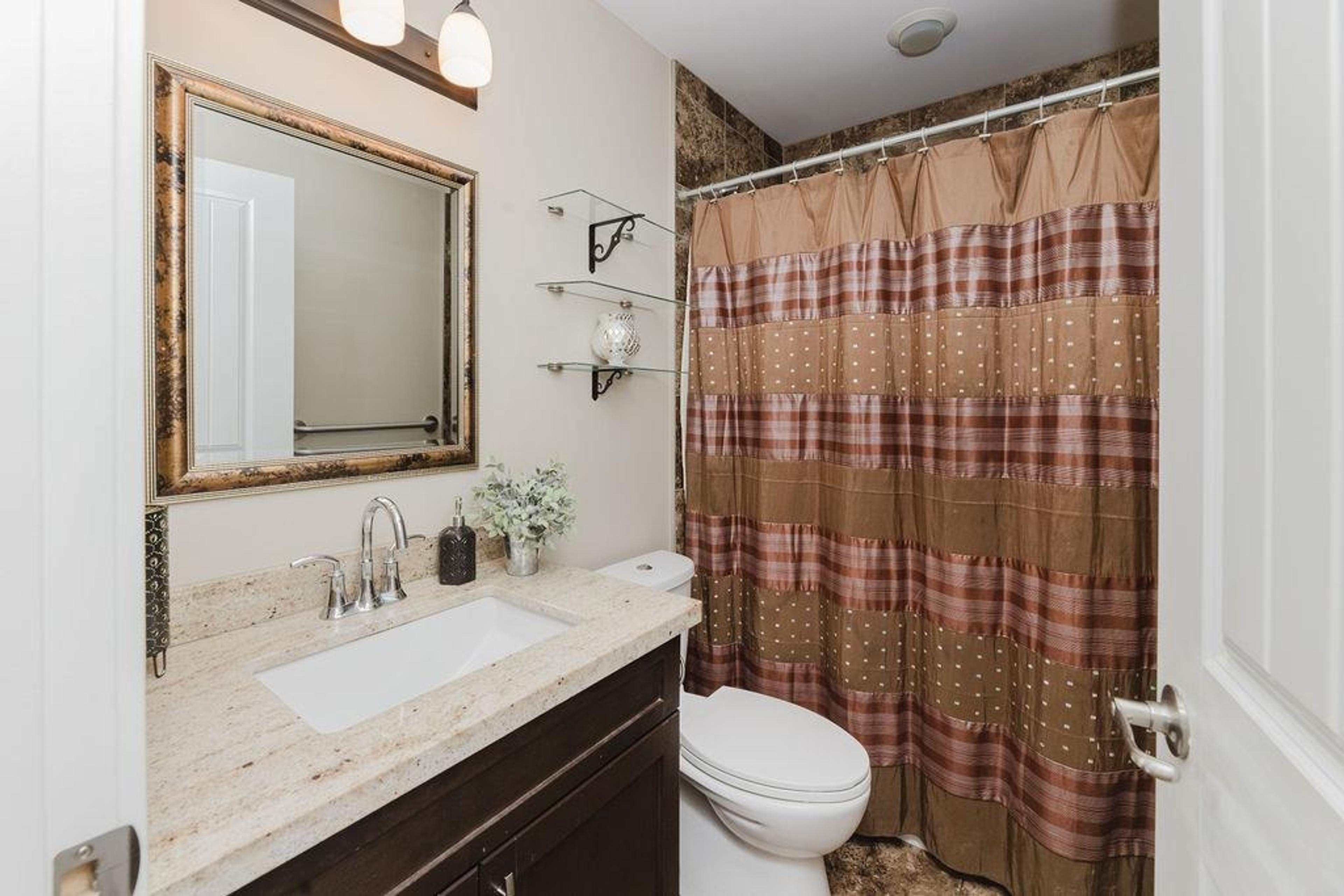 #201 518 SHAW ROAD - 16