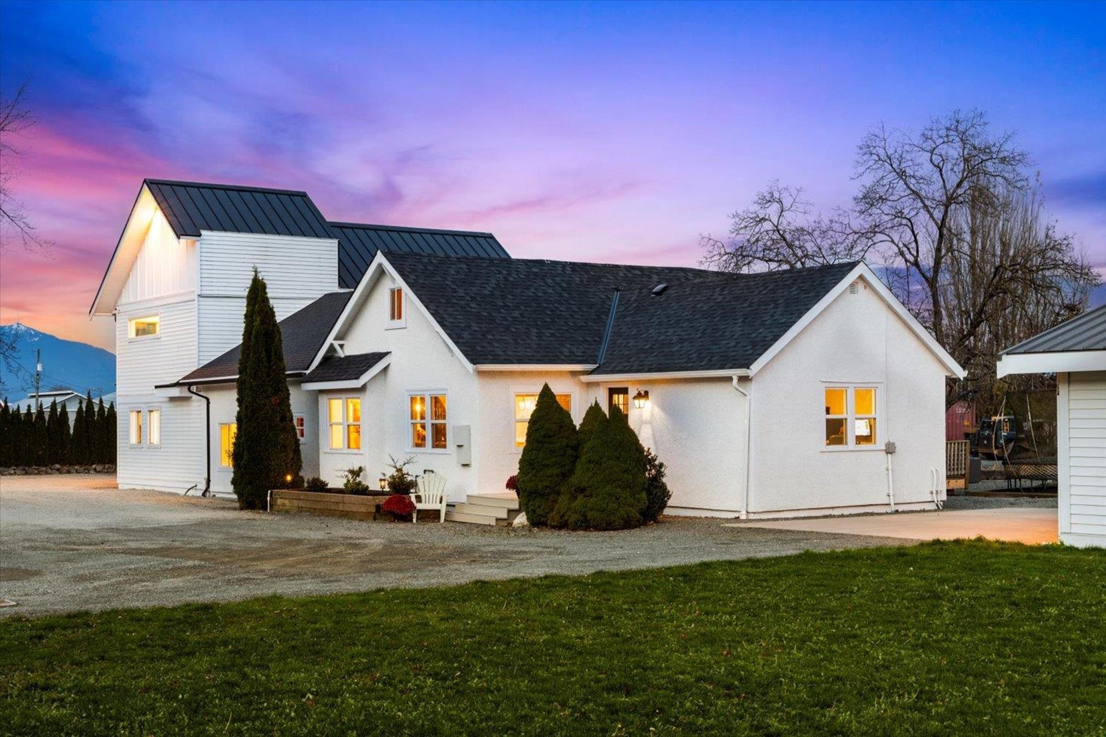 4990 BOUNDARY ROAD - Image 2