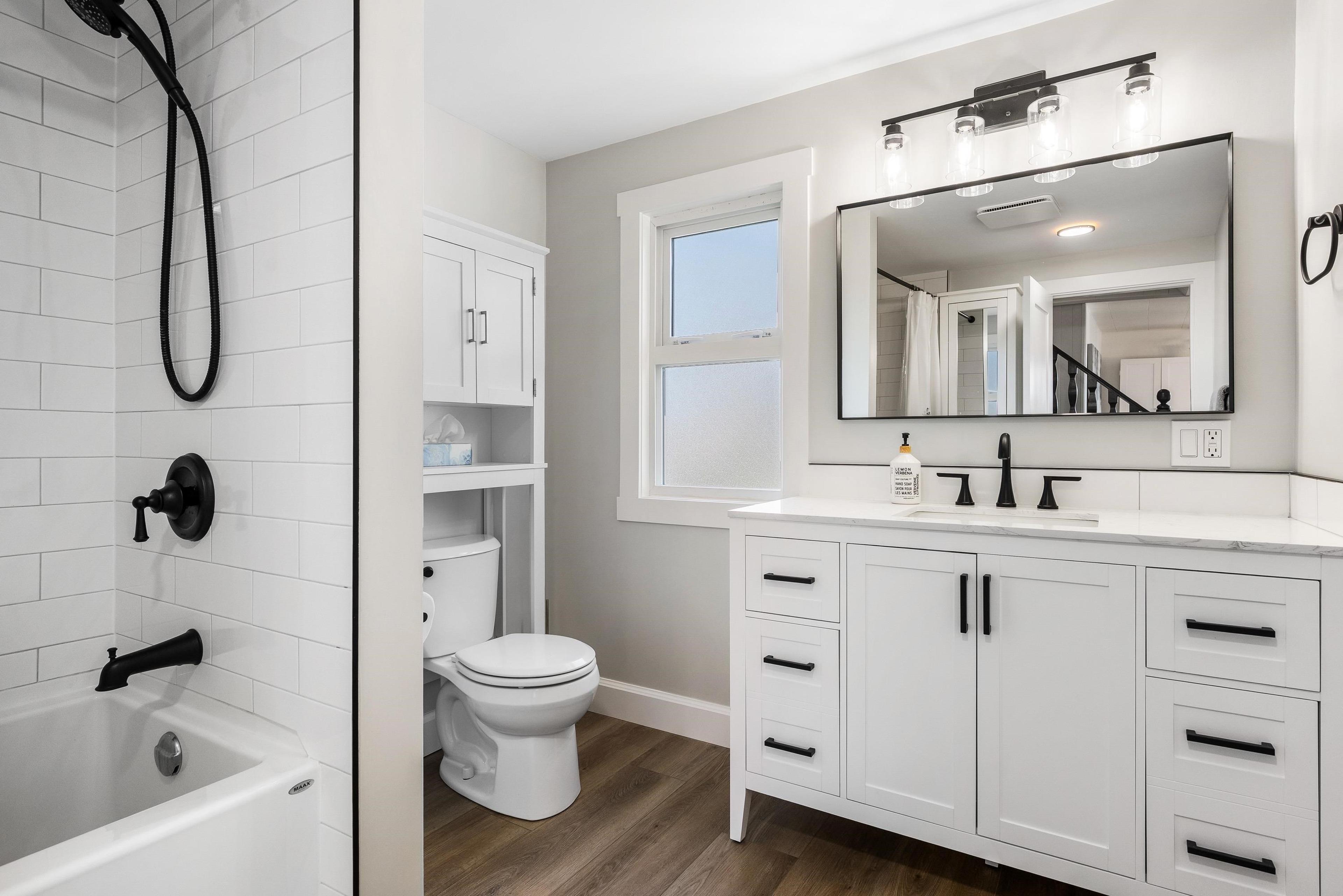 4990 BOUNDARY ROAD - 22