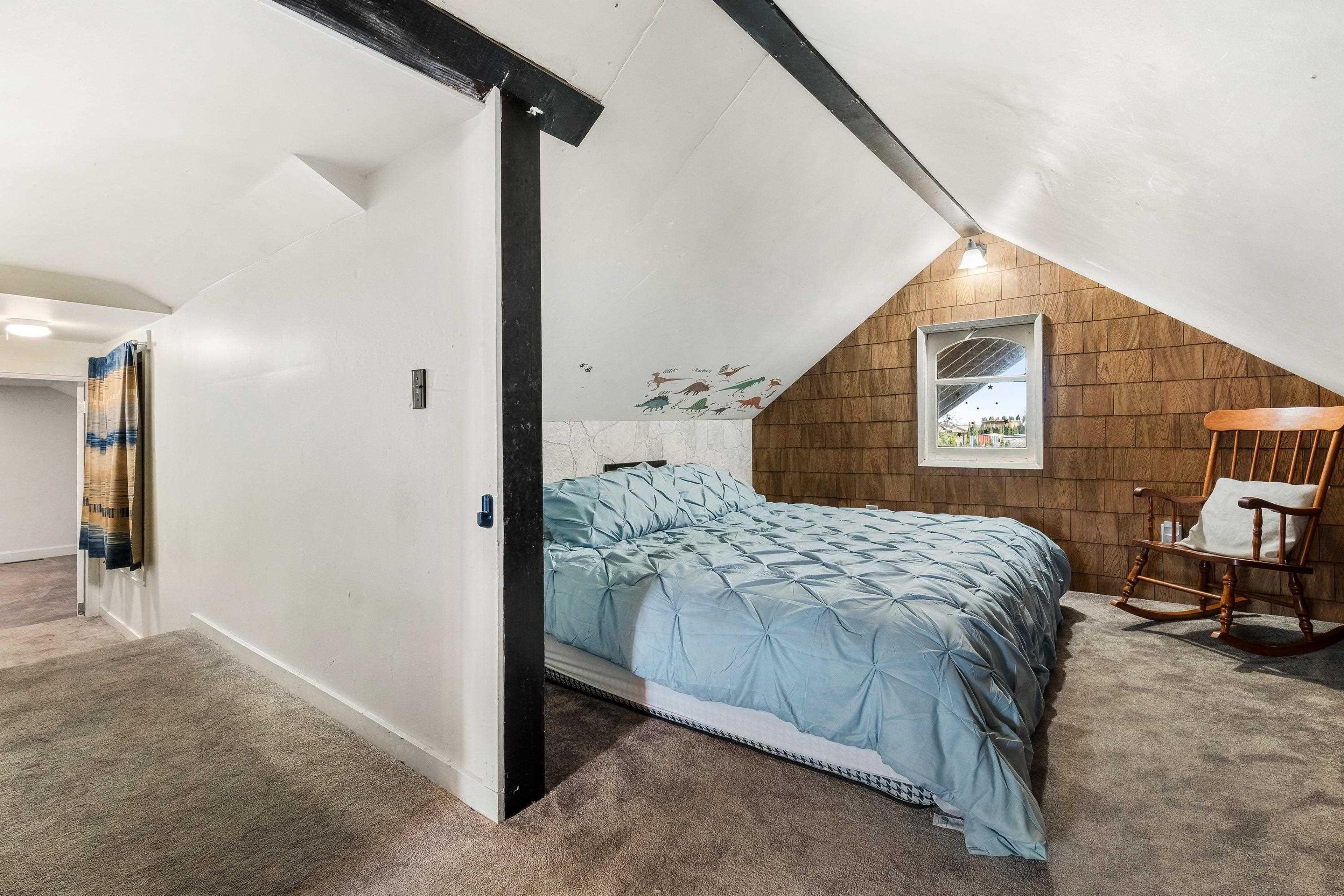 4990 BOUNDARY ROAD - 32