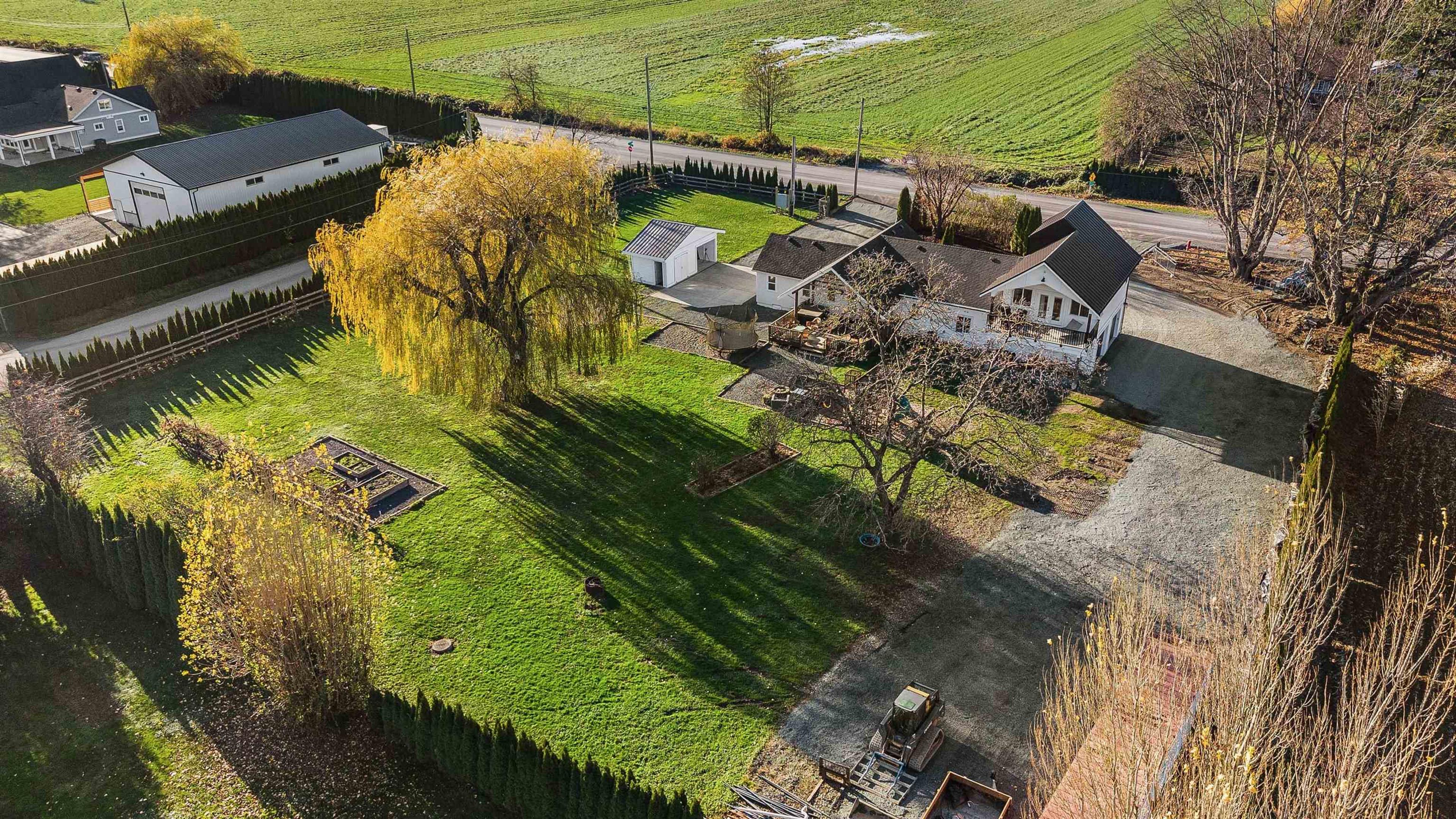 4990 BOUNDARY ROAD - Main Image