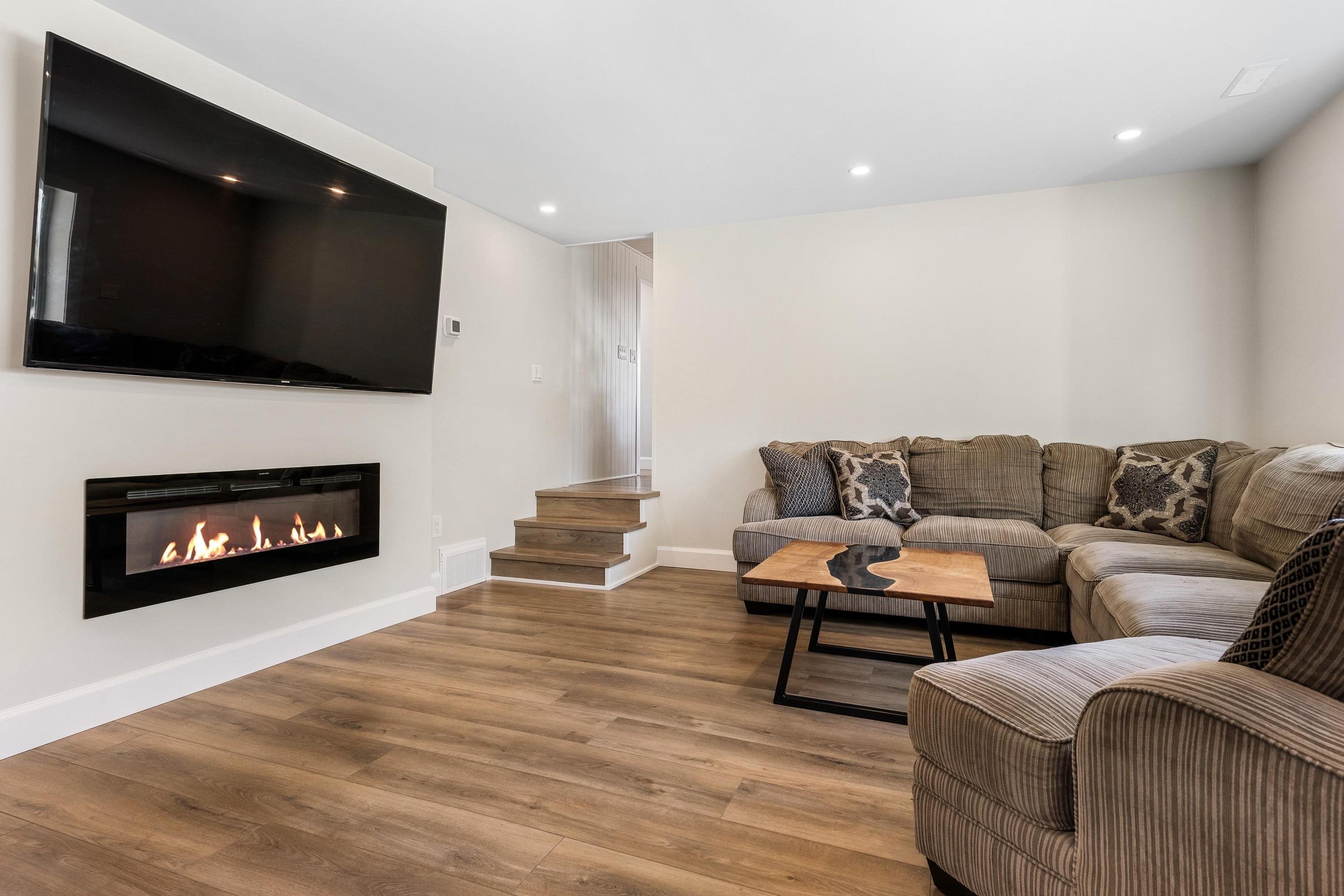 4990 BOUNDARY ROAD - 24