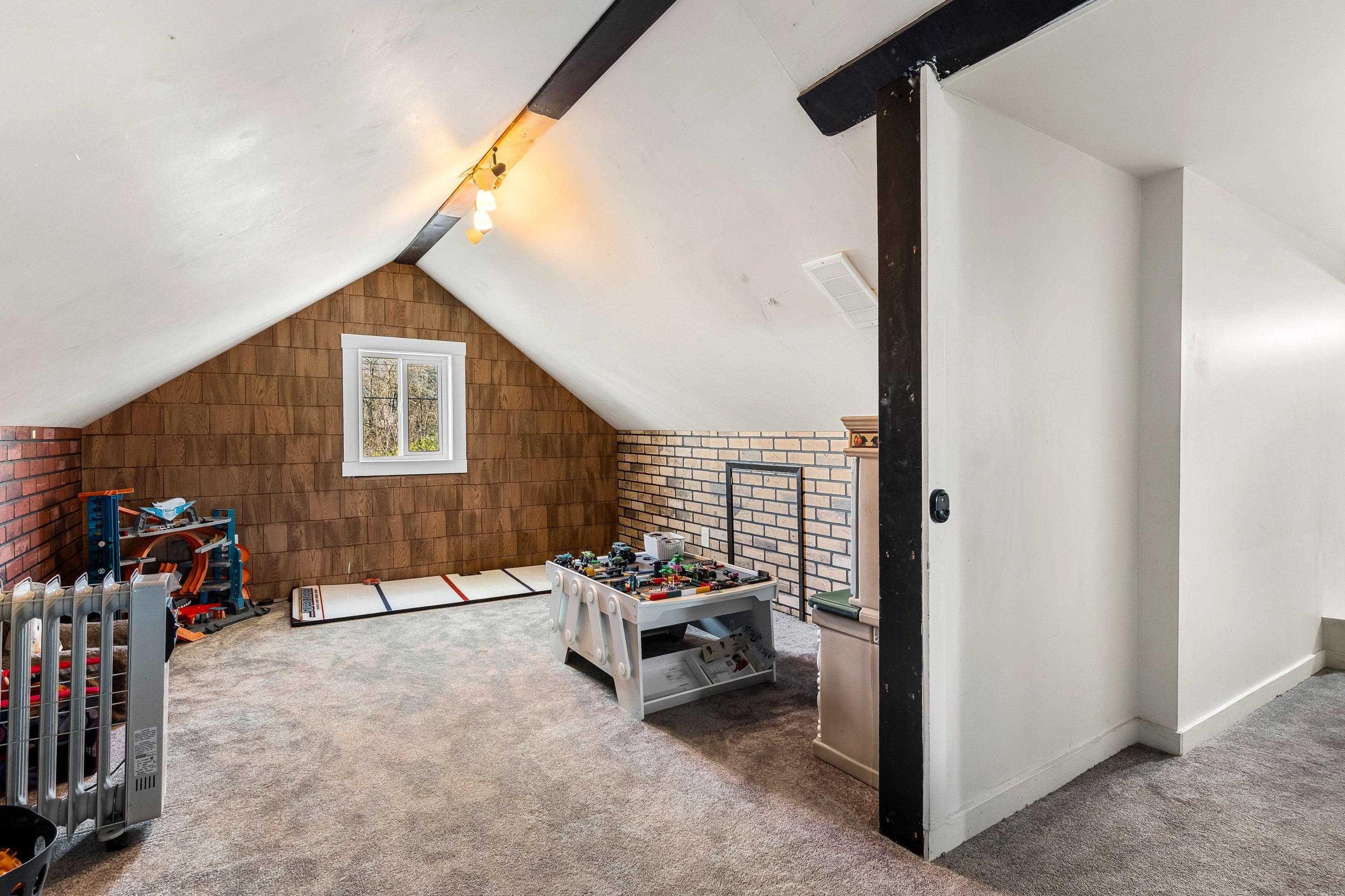 4990 BOUNDARY ROAD - 33