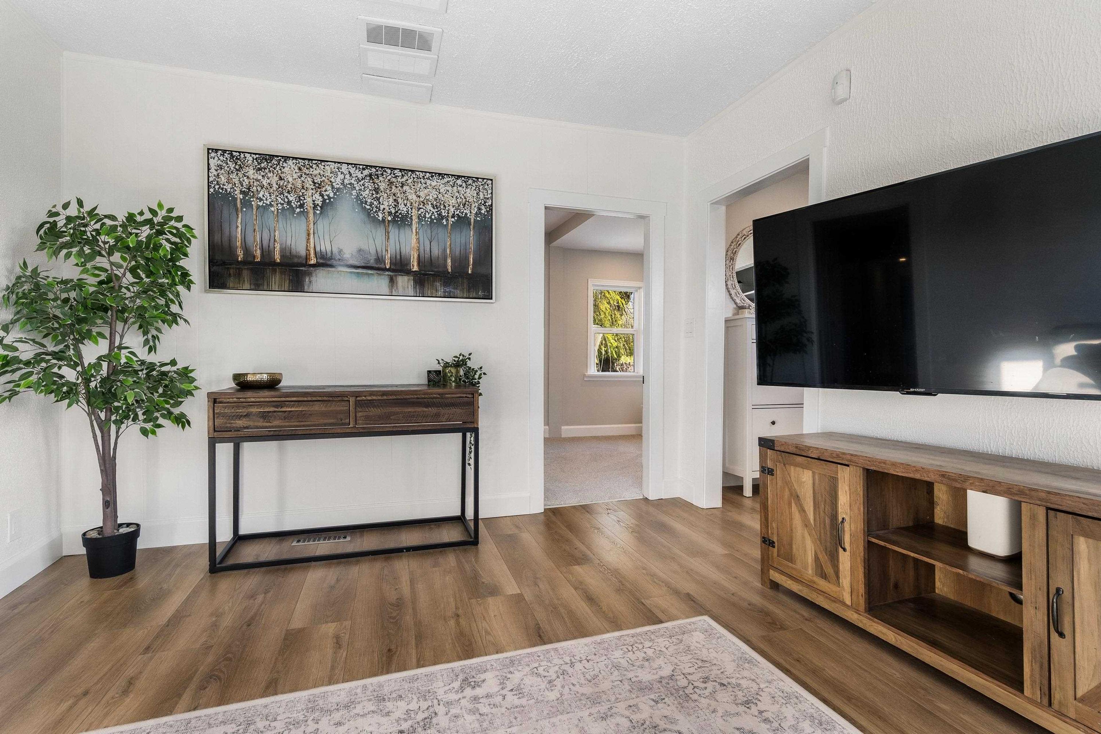 4990 BOUNDARY ROAD - 15