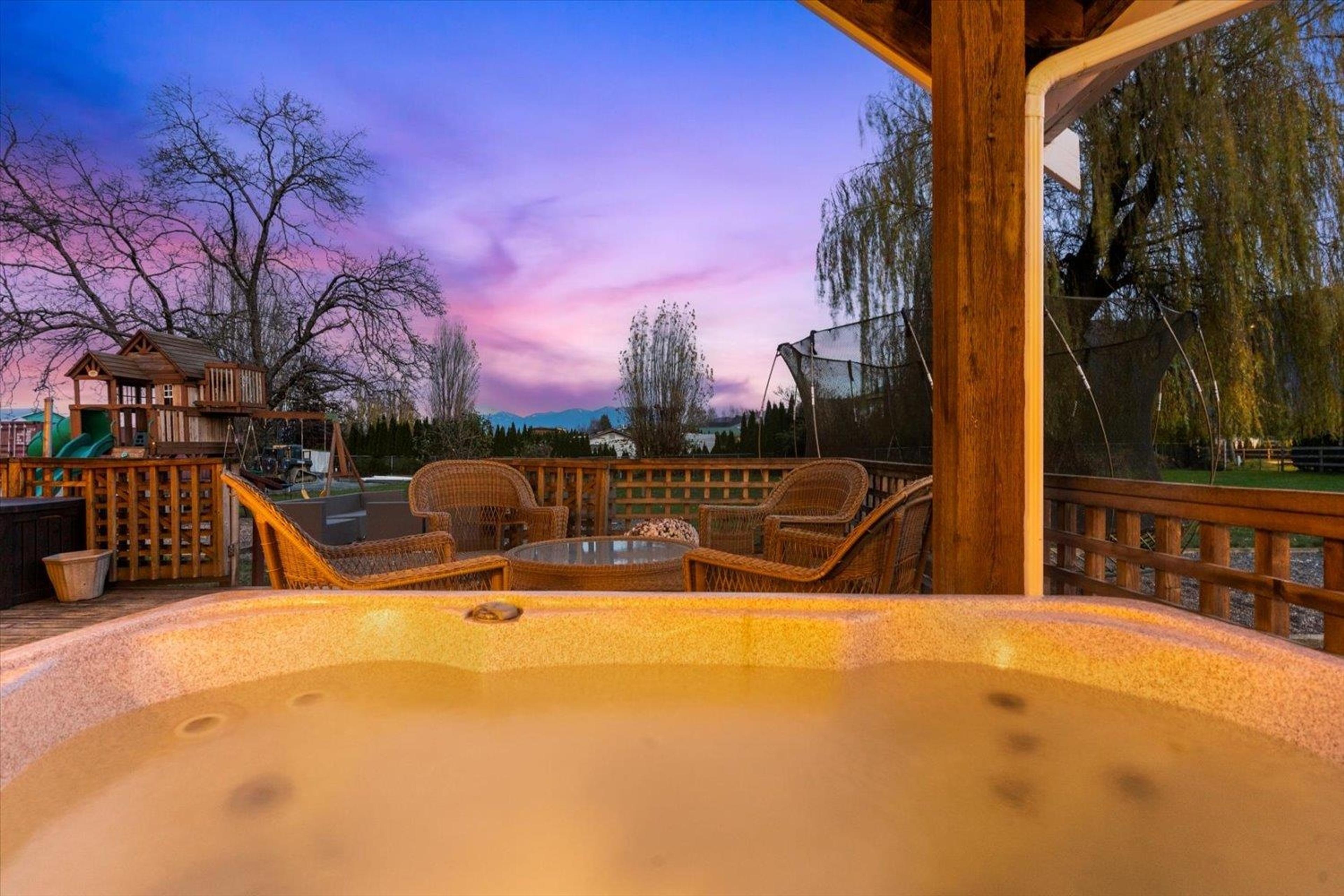 4990 BOUNDARY ROAD - 11