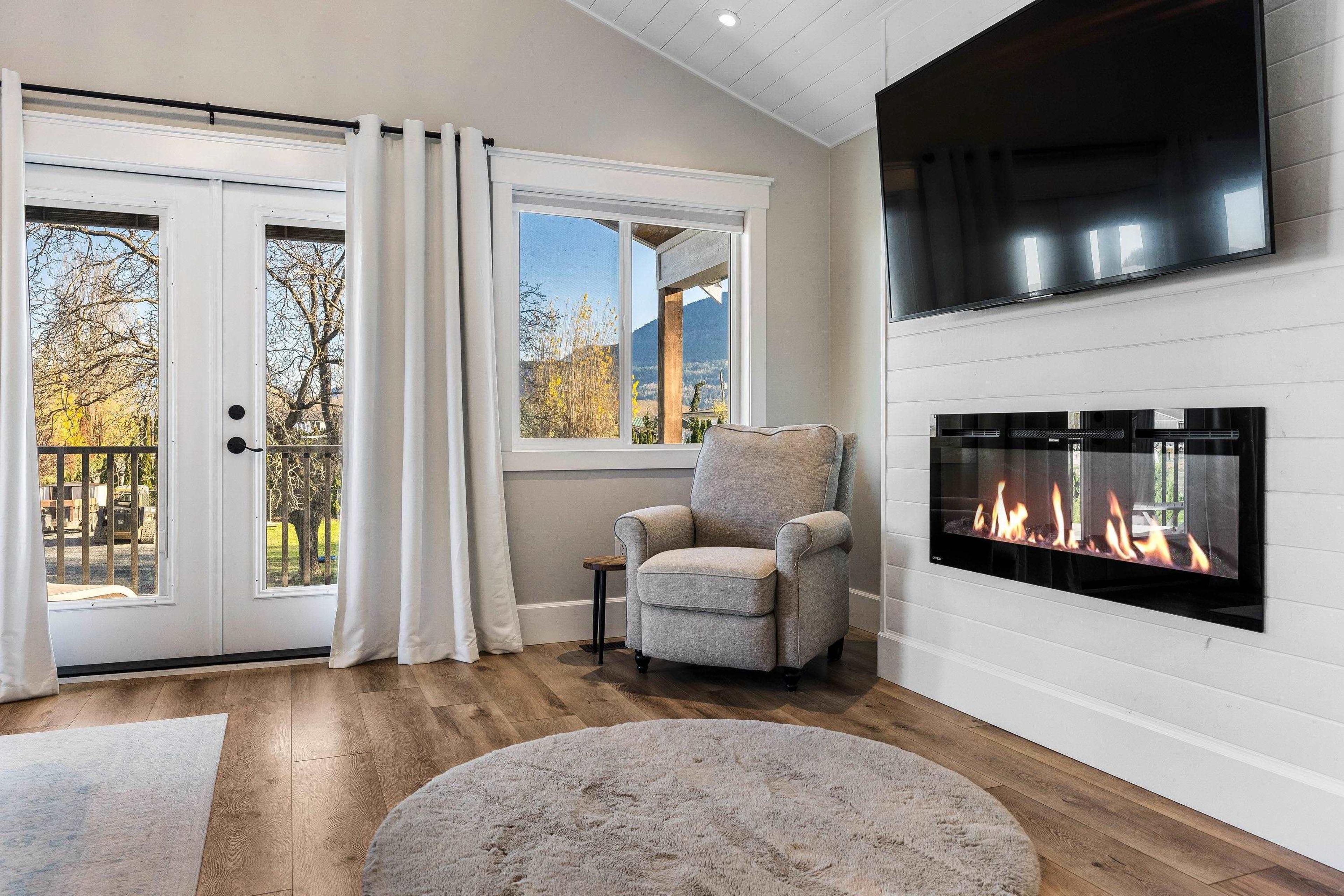 4990 BOUNDARY ROAD - 31