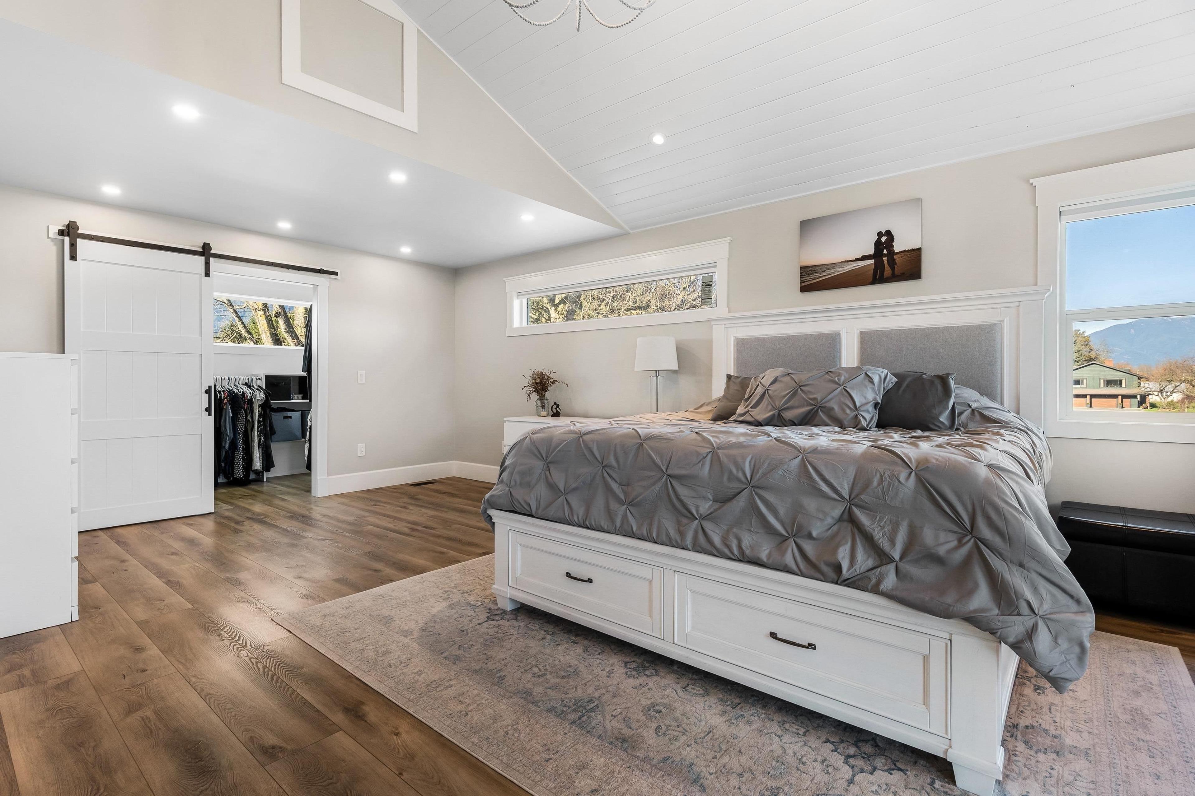 4990 BOUNDARY ROAD - 29