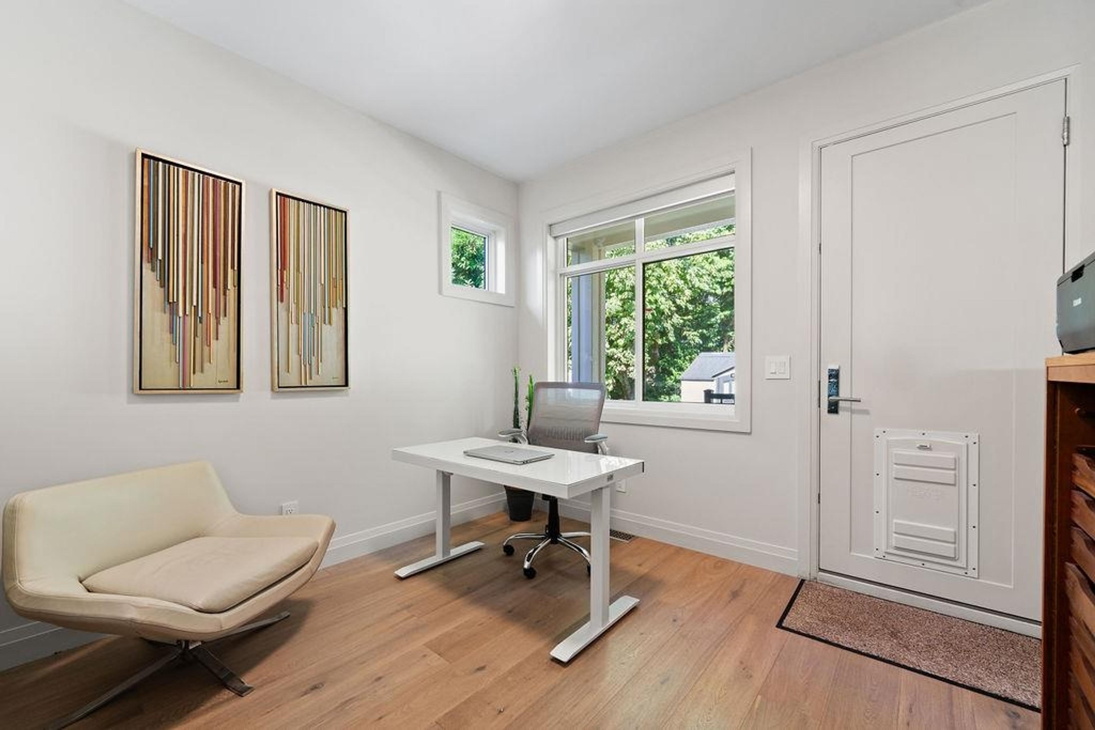 15541 OXENHAM AVENUE - 13