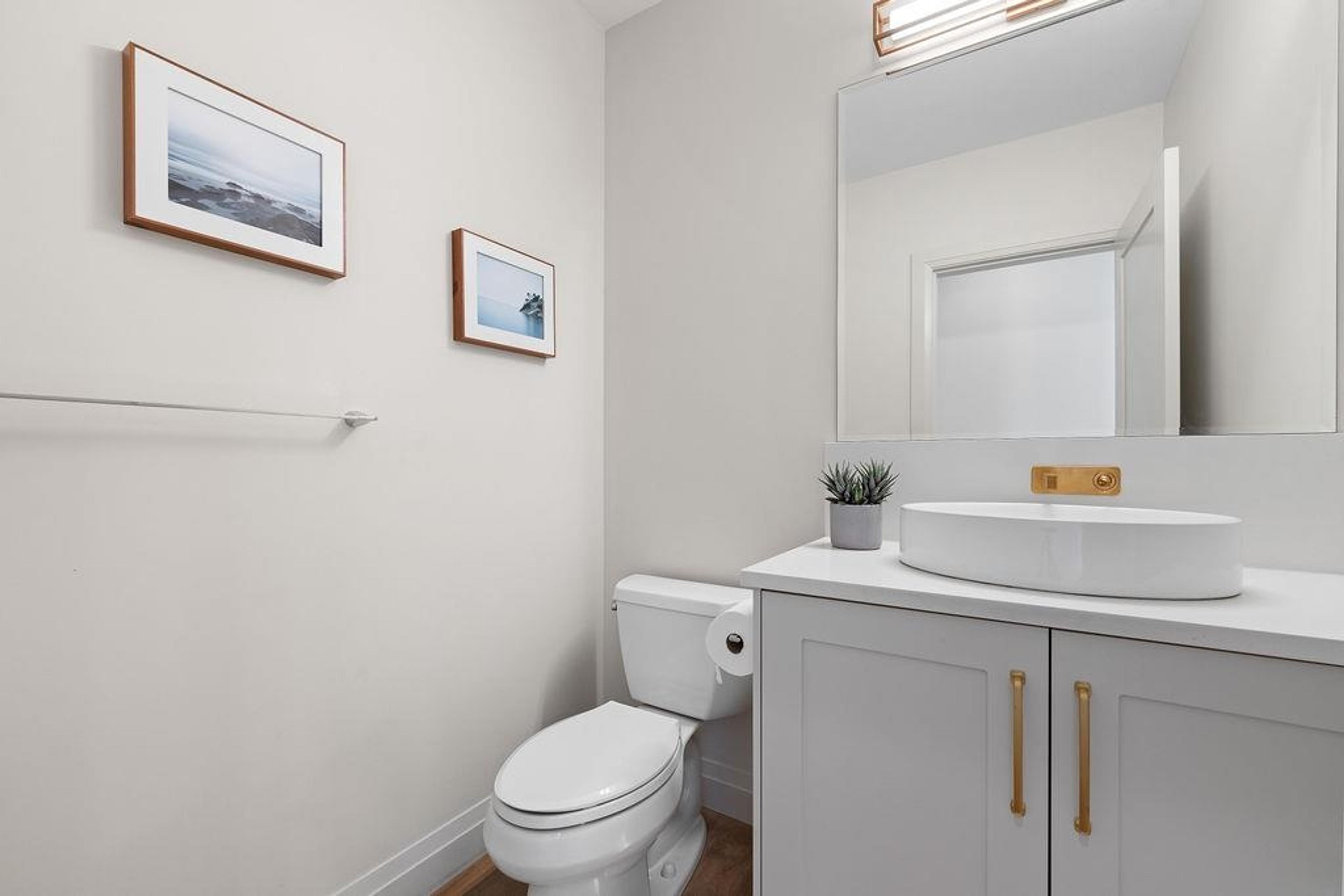 15541 OXENHAM AVENUE - 26