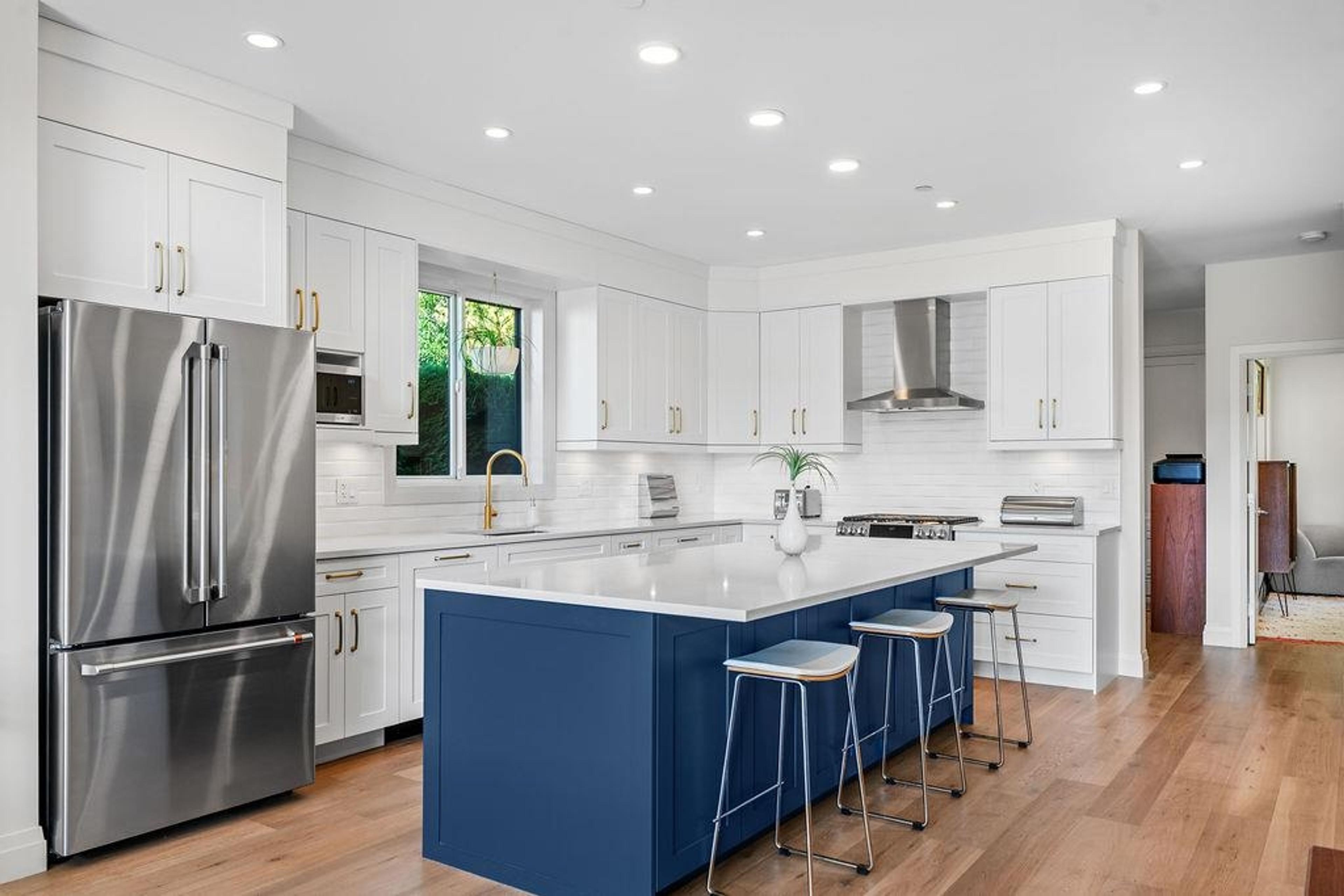 15541 OXENHAM AVENUE - 7