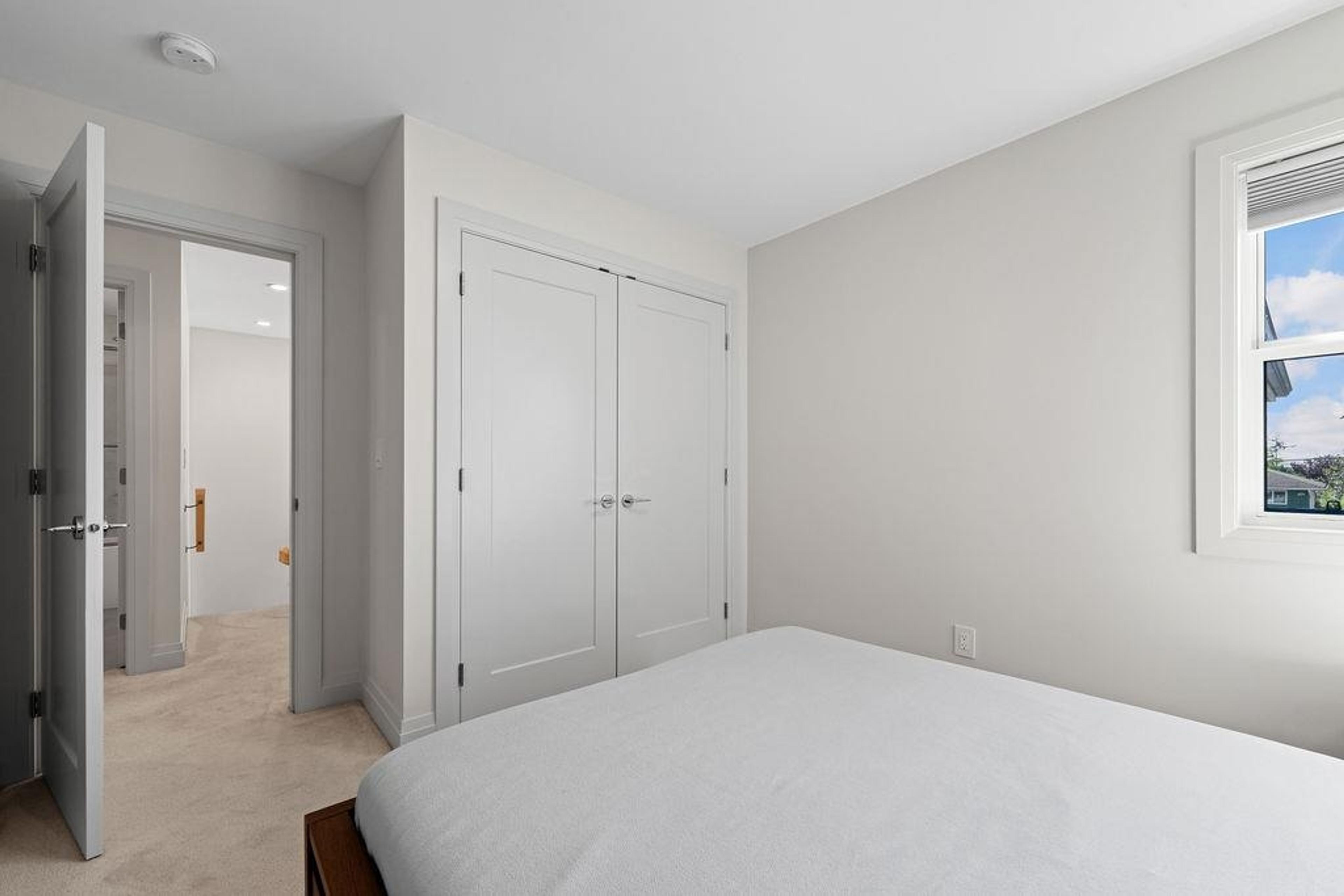 15541 OXENHAM AVENUE - 20