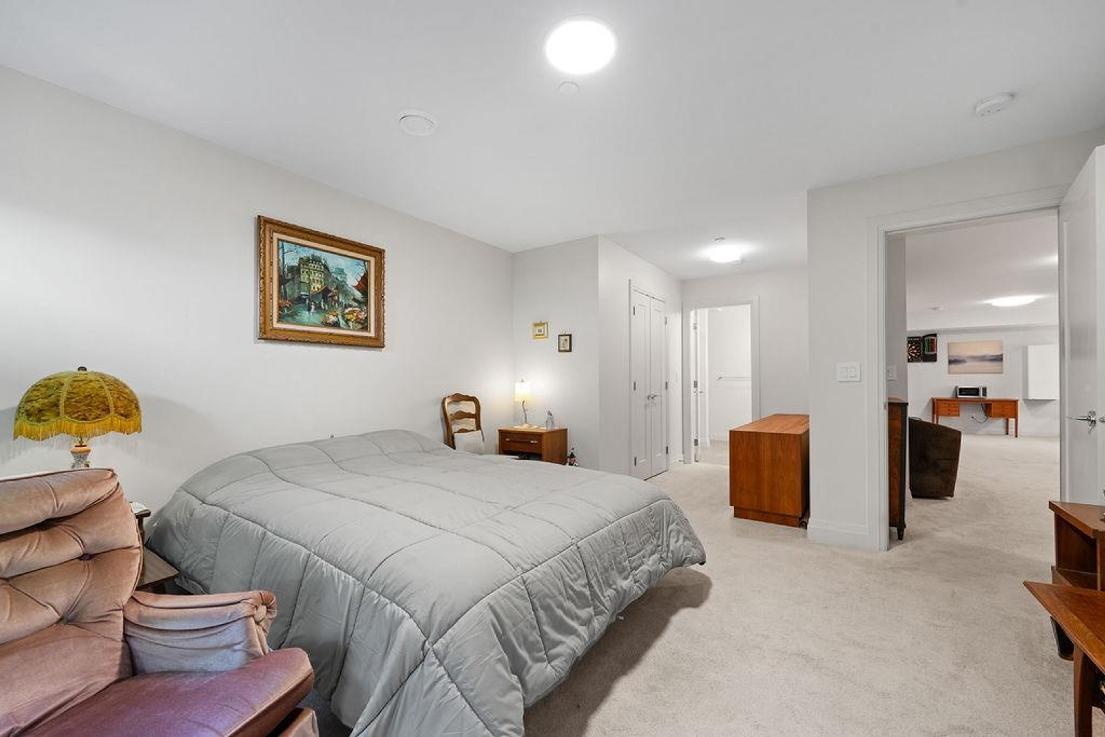 15541 OXENHAM AVENUE - 30