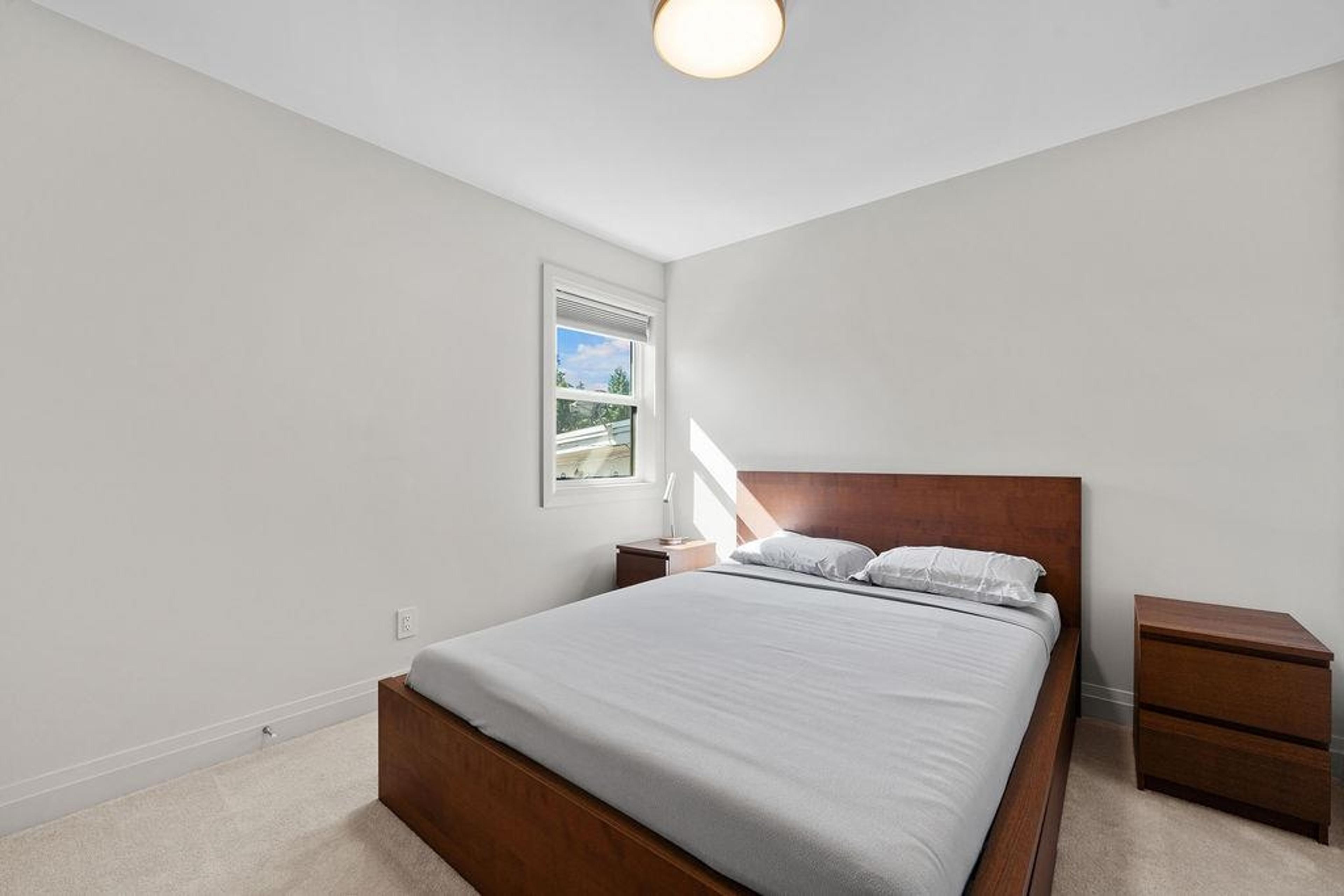 15541 OXENHAM AVENUE - 19