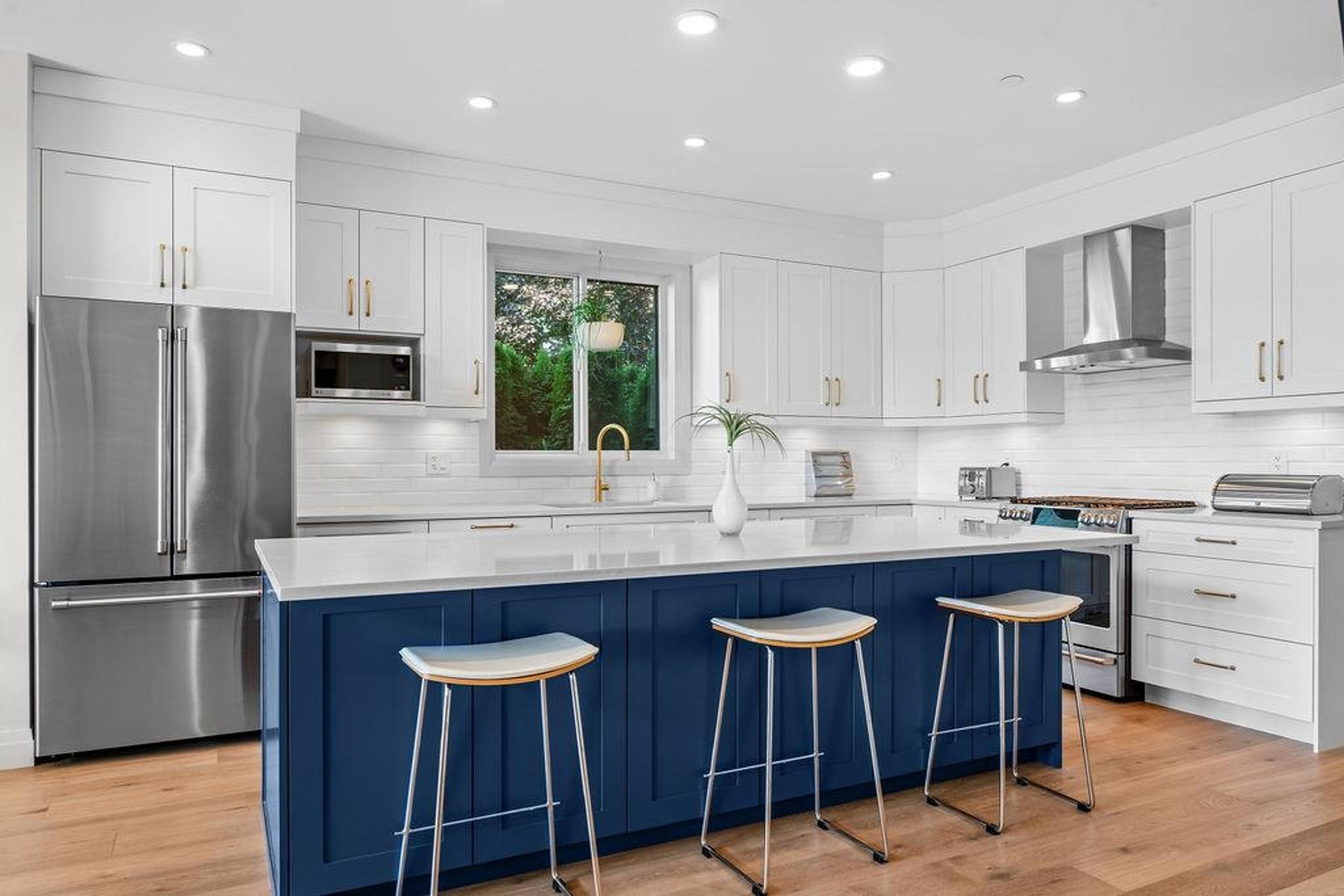 15541 OXENHAM AVENUE - 8