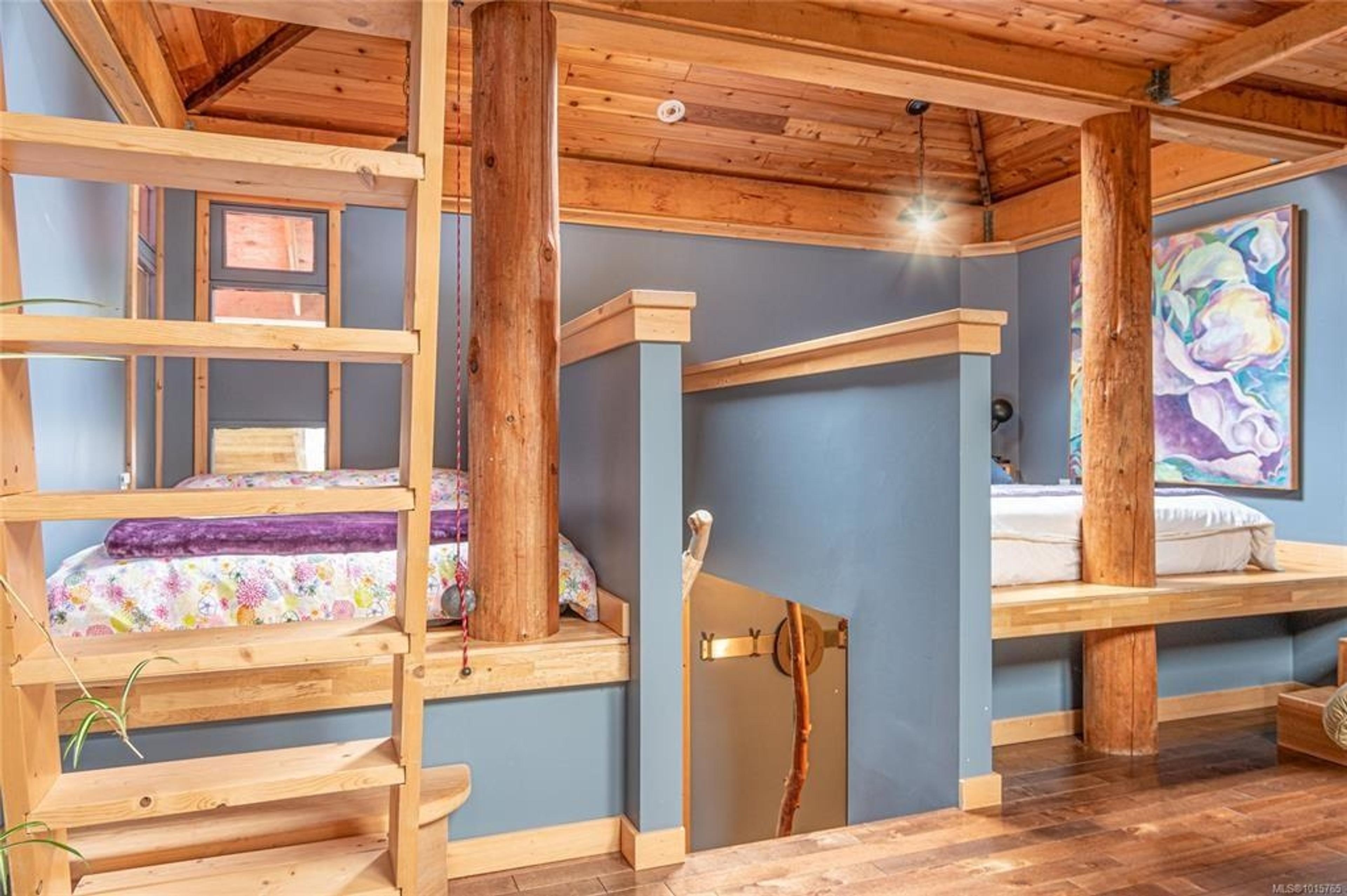 105 ISLAND PARK DRIVE - 30