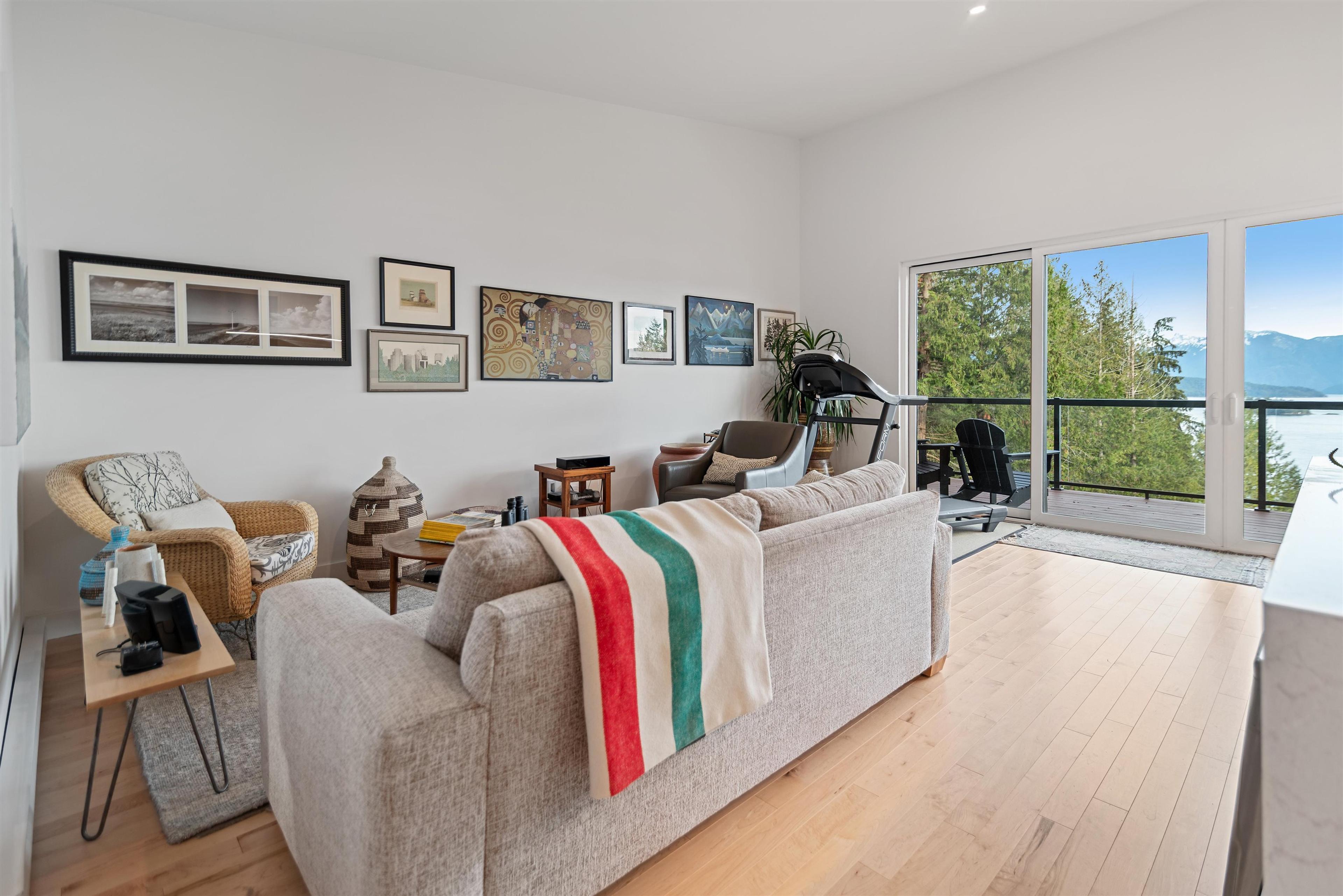 1829 NORTH ROAD - 12