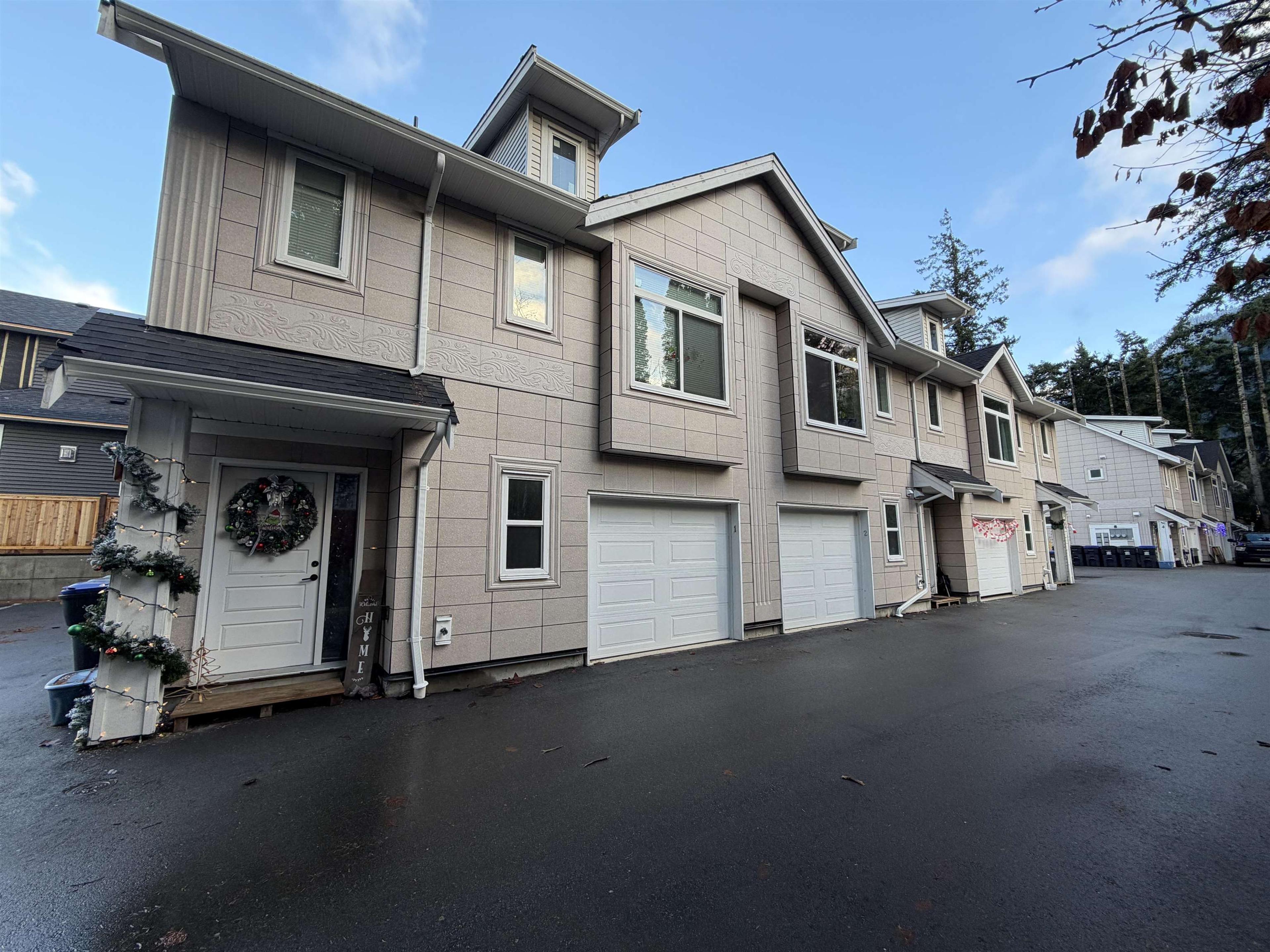 #3 548 PARK STREET - Image 4