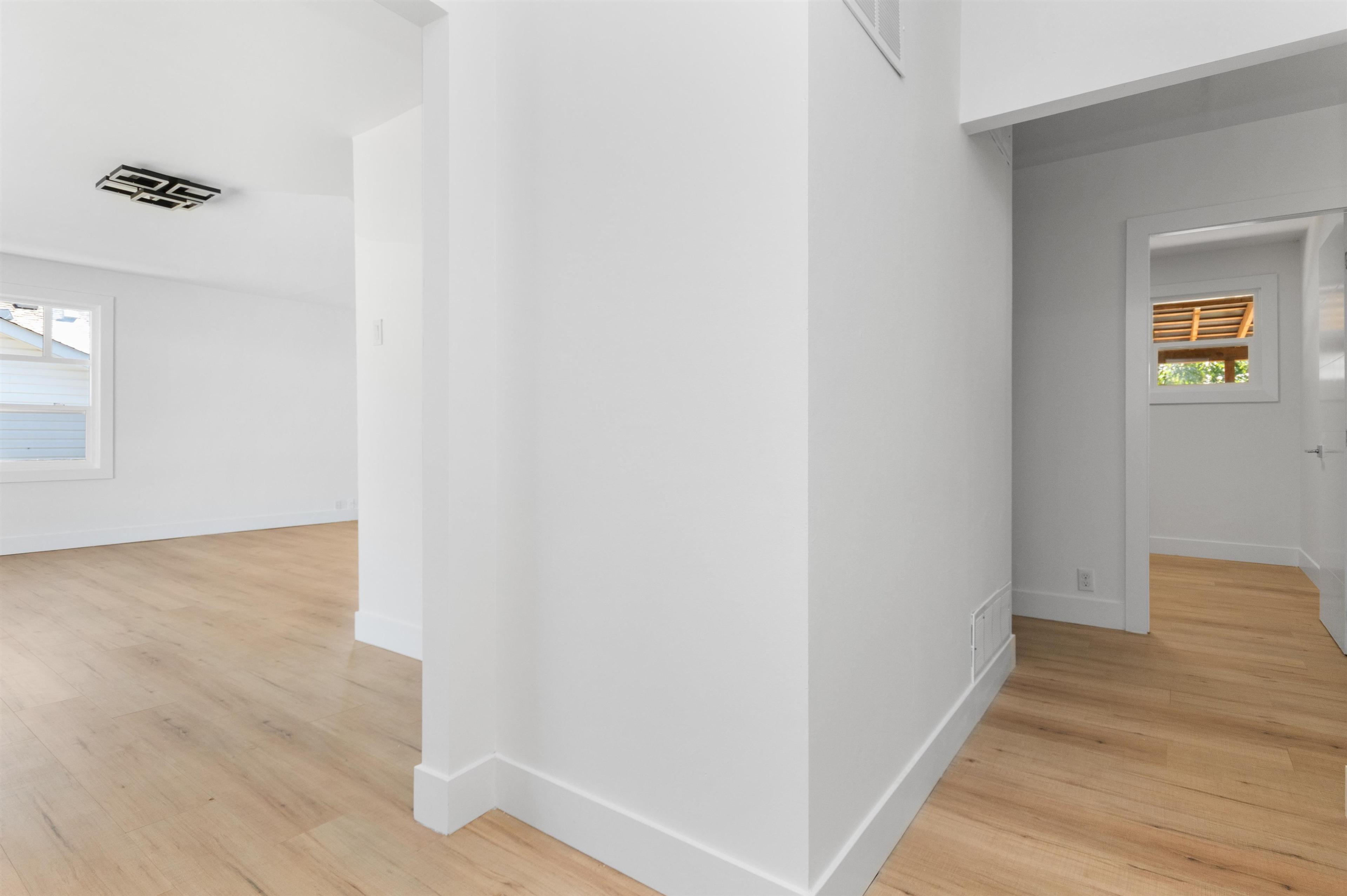 524 RUPERT STREET - 7