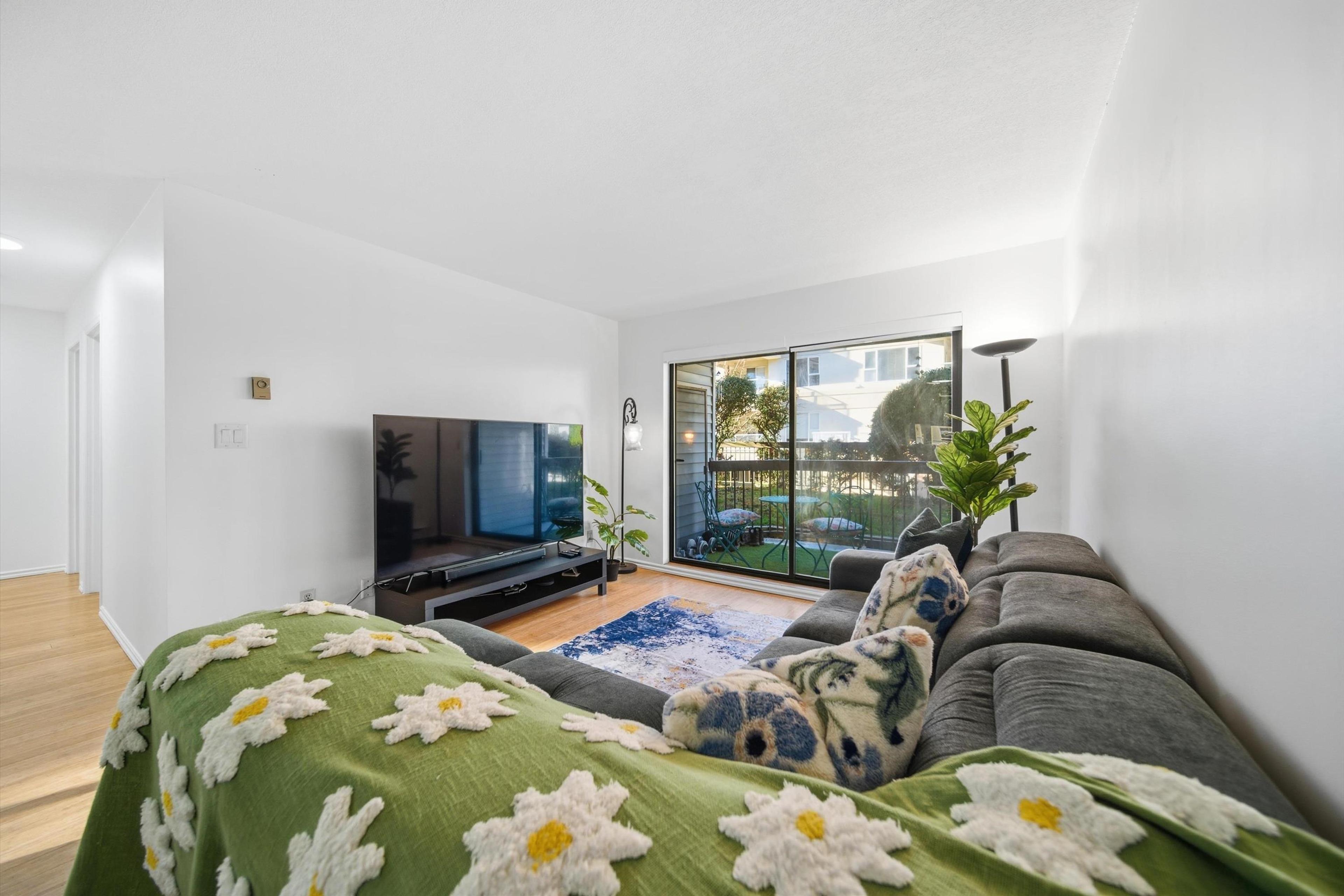 #104 15290 THRIFT AVENUE - Image 3