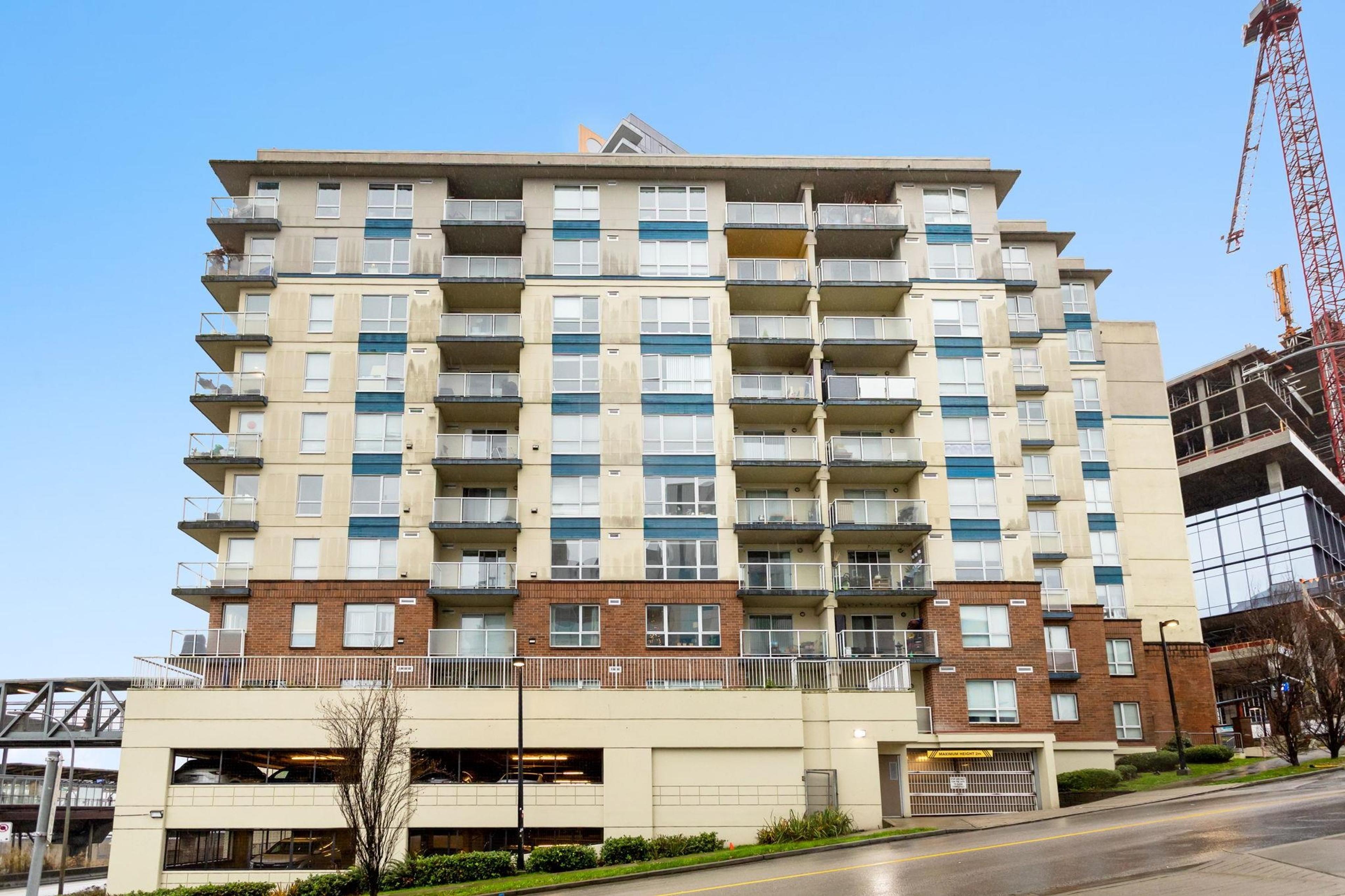 200 Keary Street, New Westminster - Exteriors - Full Complex View - Photo 4