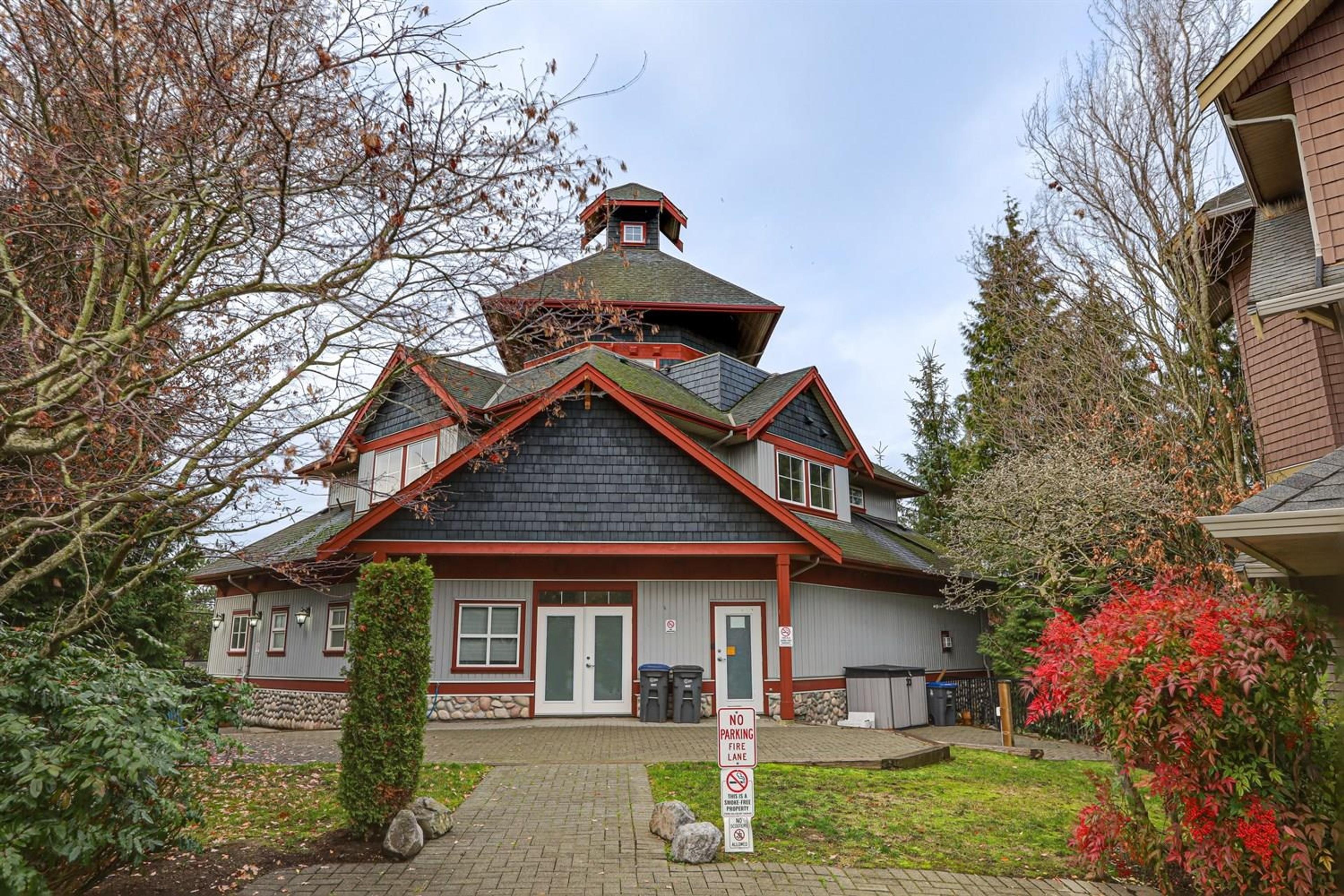12040 68 Avenue, Surrey - Exteriors - Photo 7