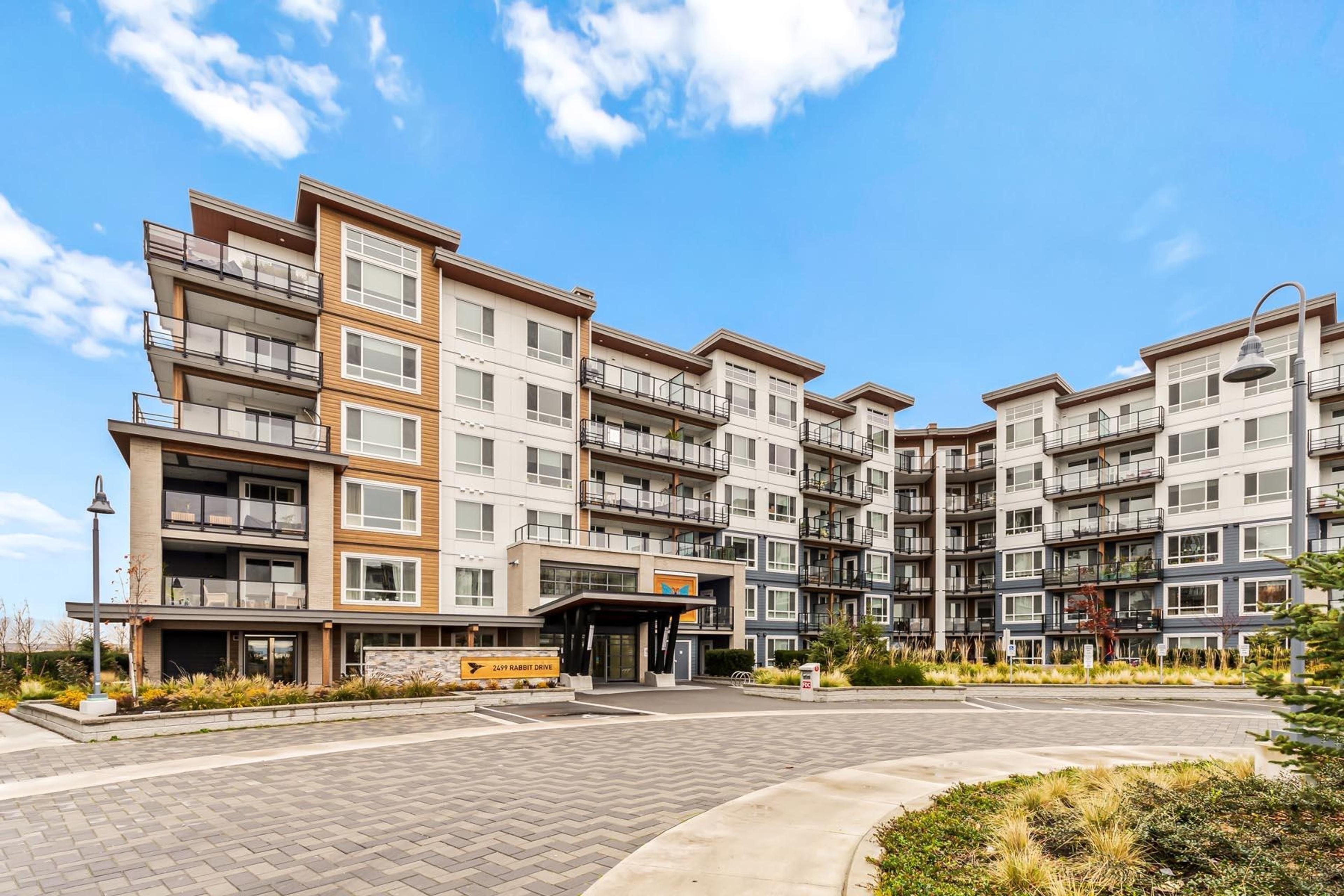 2499 Rabbit Drive, Tsawwassen - Exteriors - Full Complex View - Photo 4