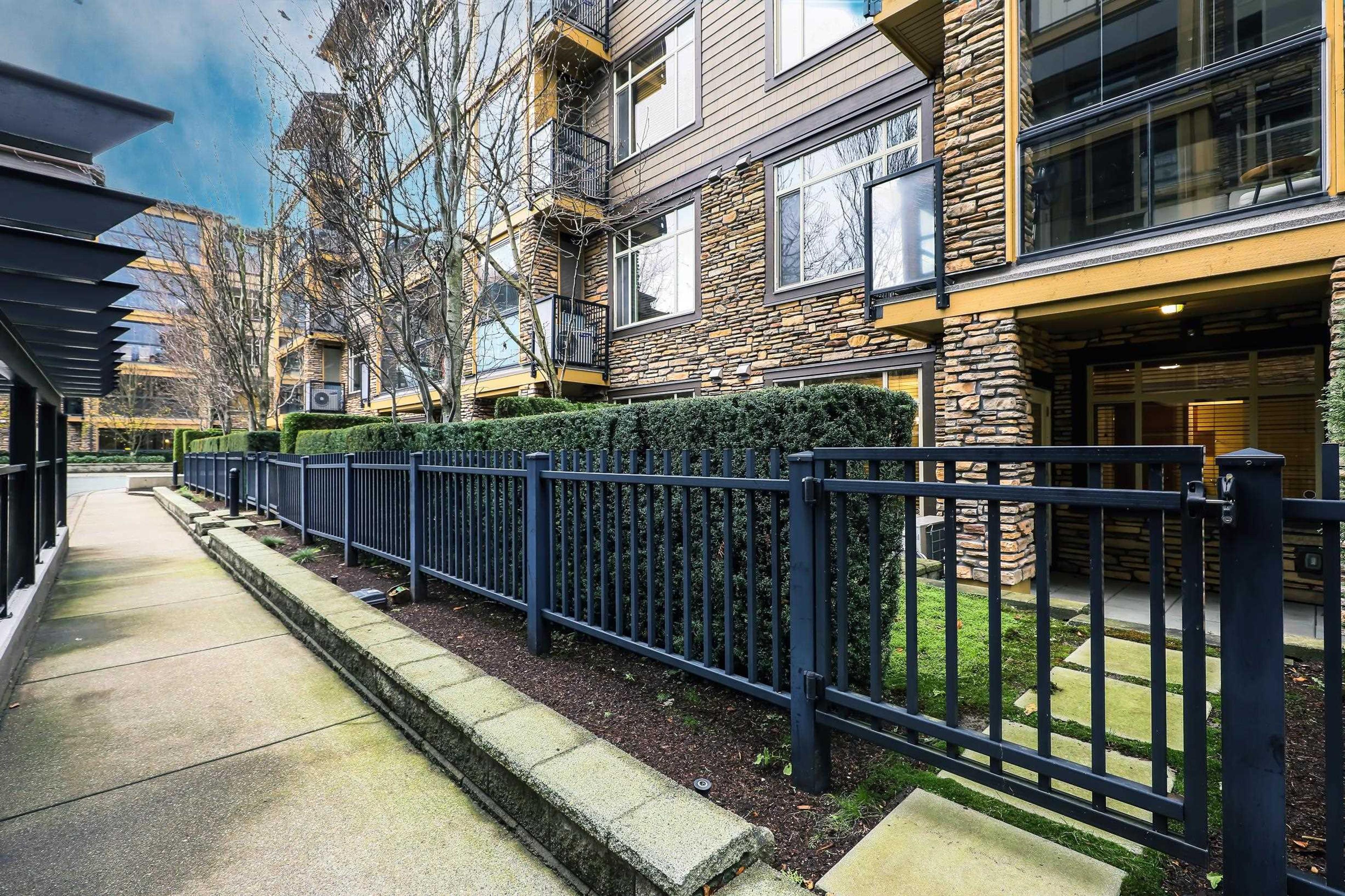 8258 207a Street, Langley - Exteriors - Photo 6