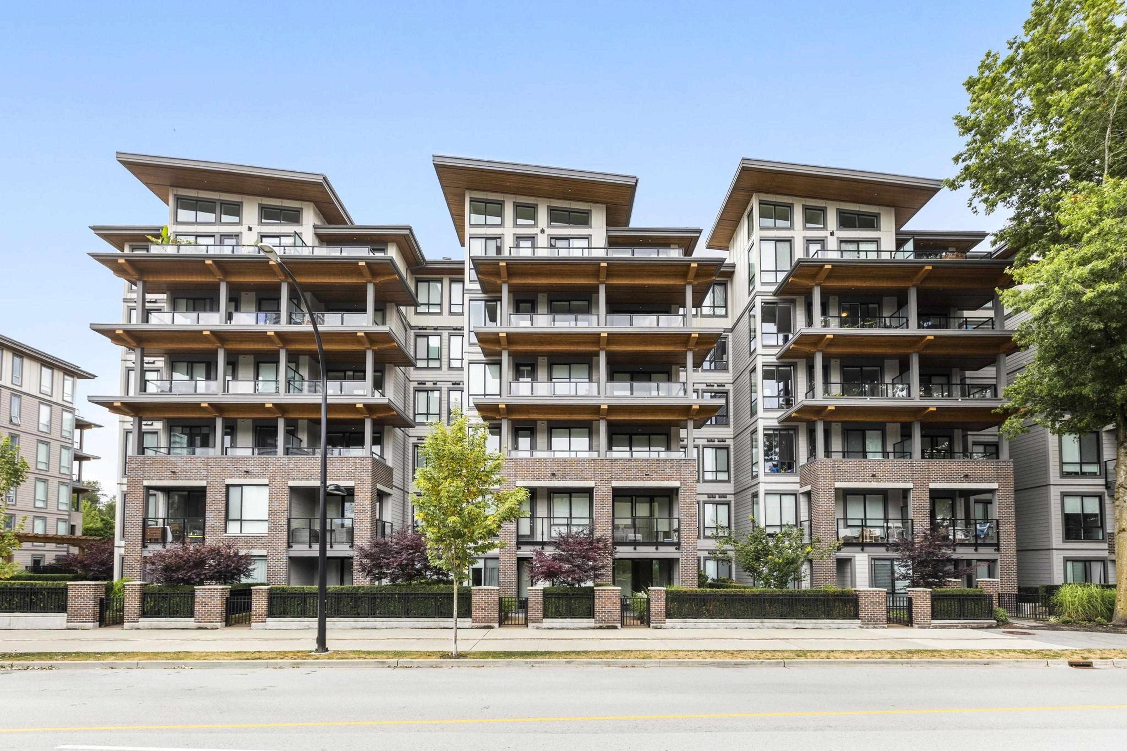 7579 16th Street, Burnaby - Exteriors - Photo 9