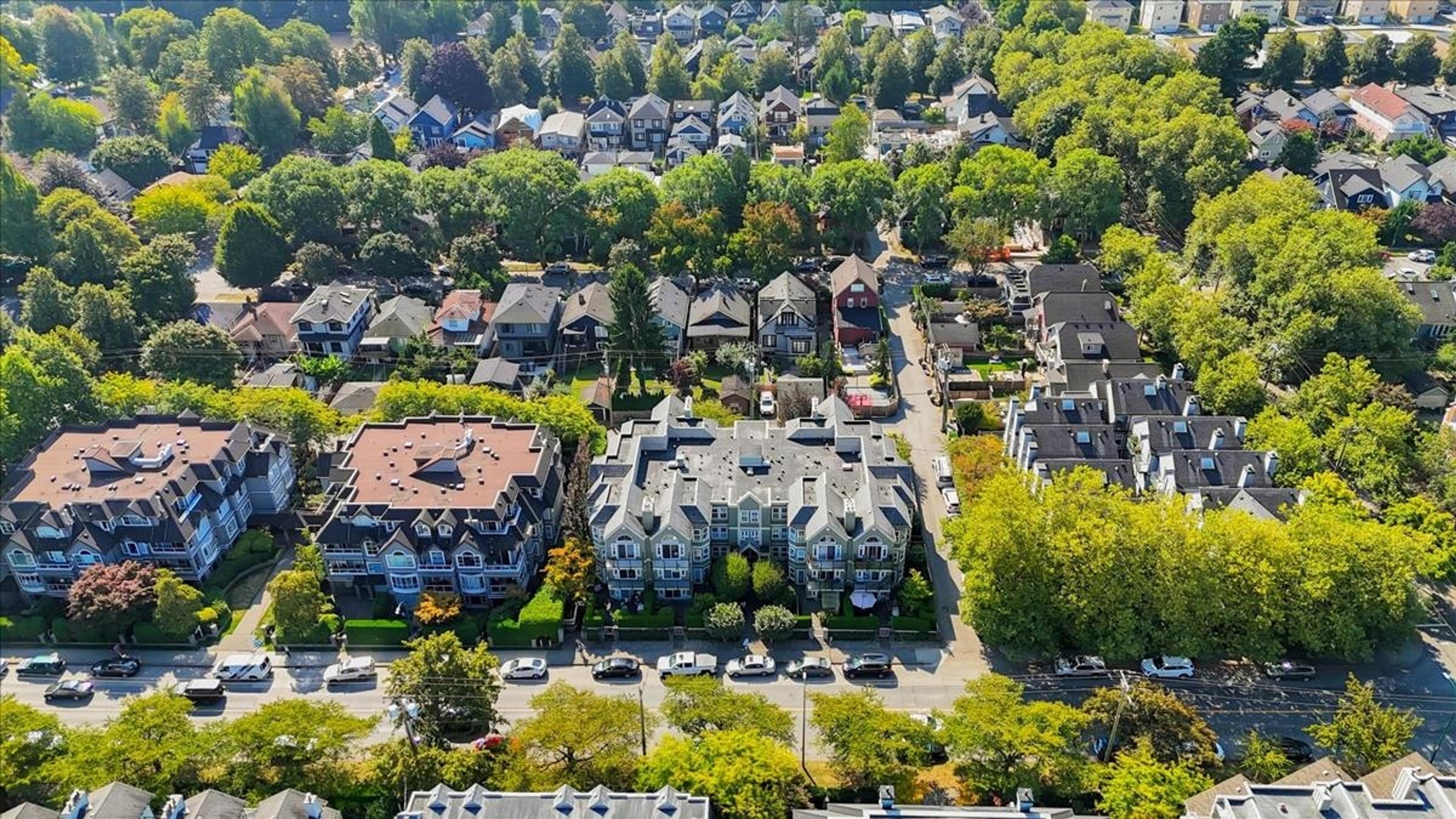 876 W 16th Avenue, Vancouver - Exteriors - Full Complex View, Drone/Aerial View - Photo 5