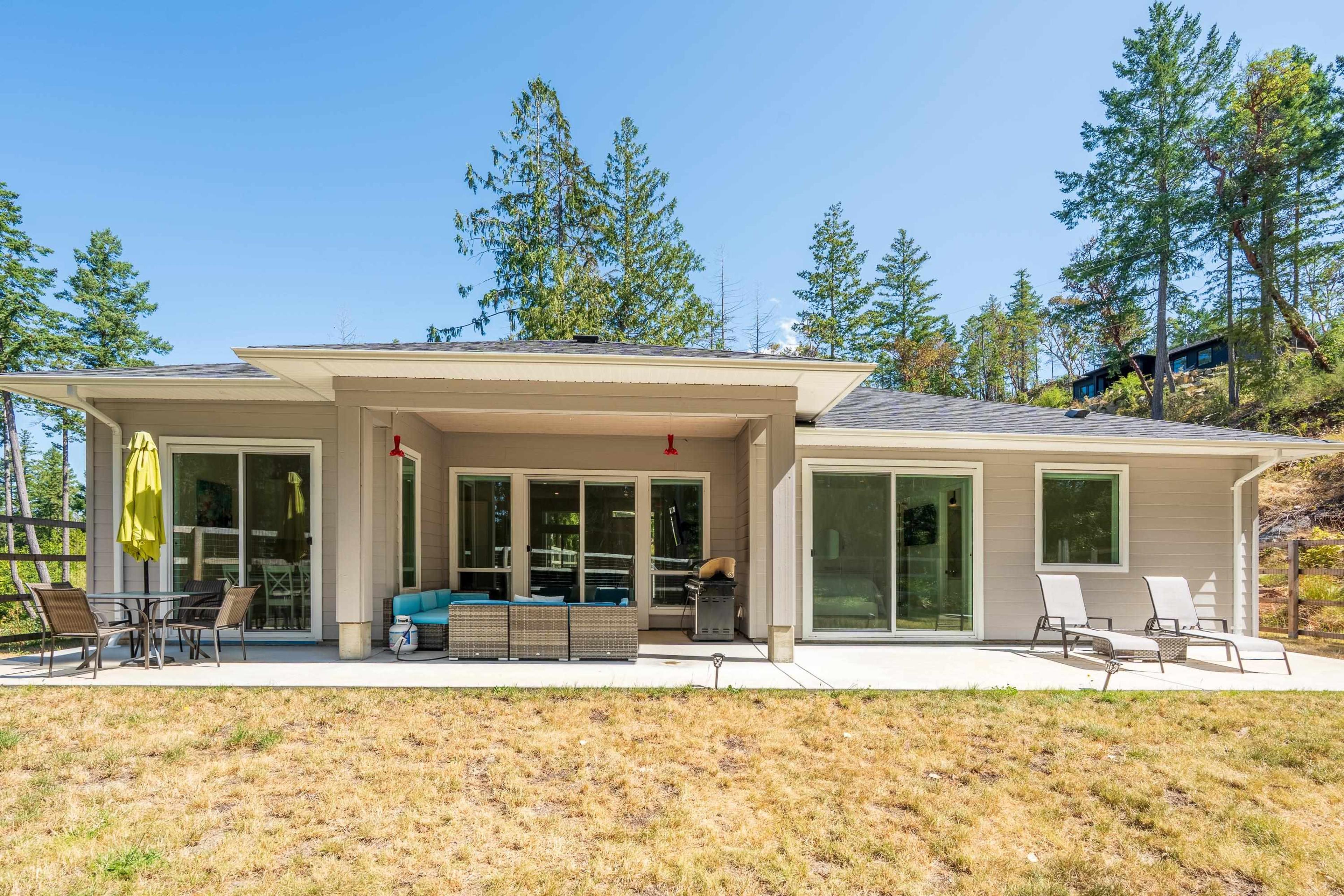 11120 Sunshine Coast Highway, Pender Harbour - Exteriors - Photo 5