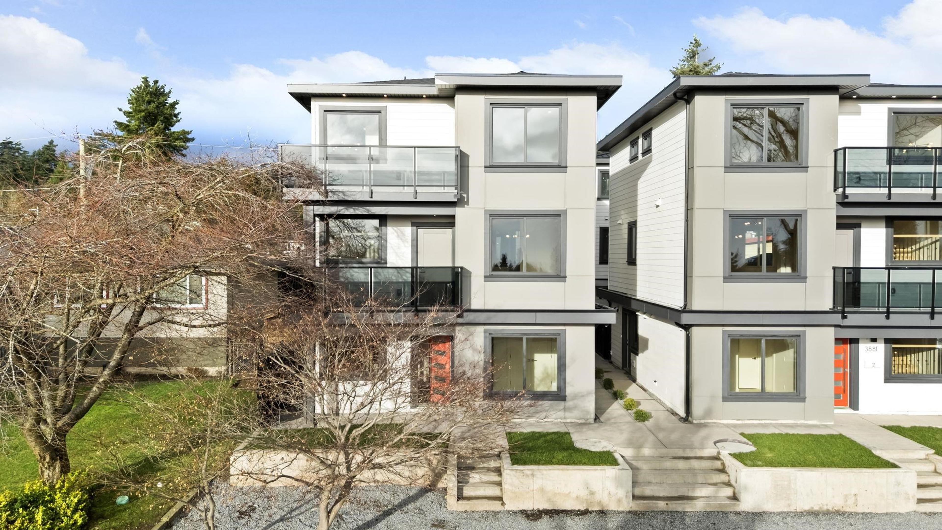 #2 3881 HURST STREET - 11