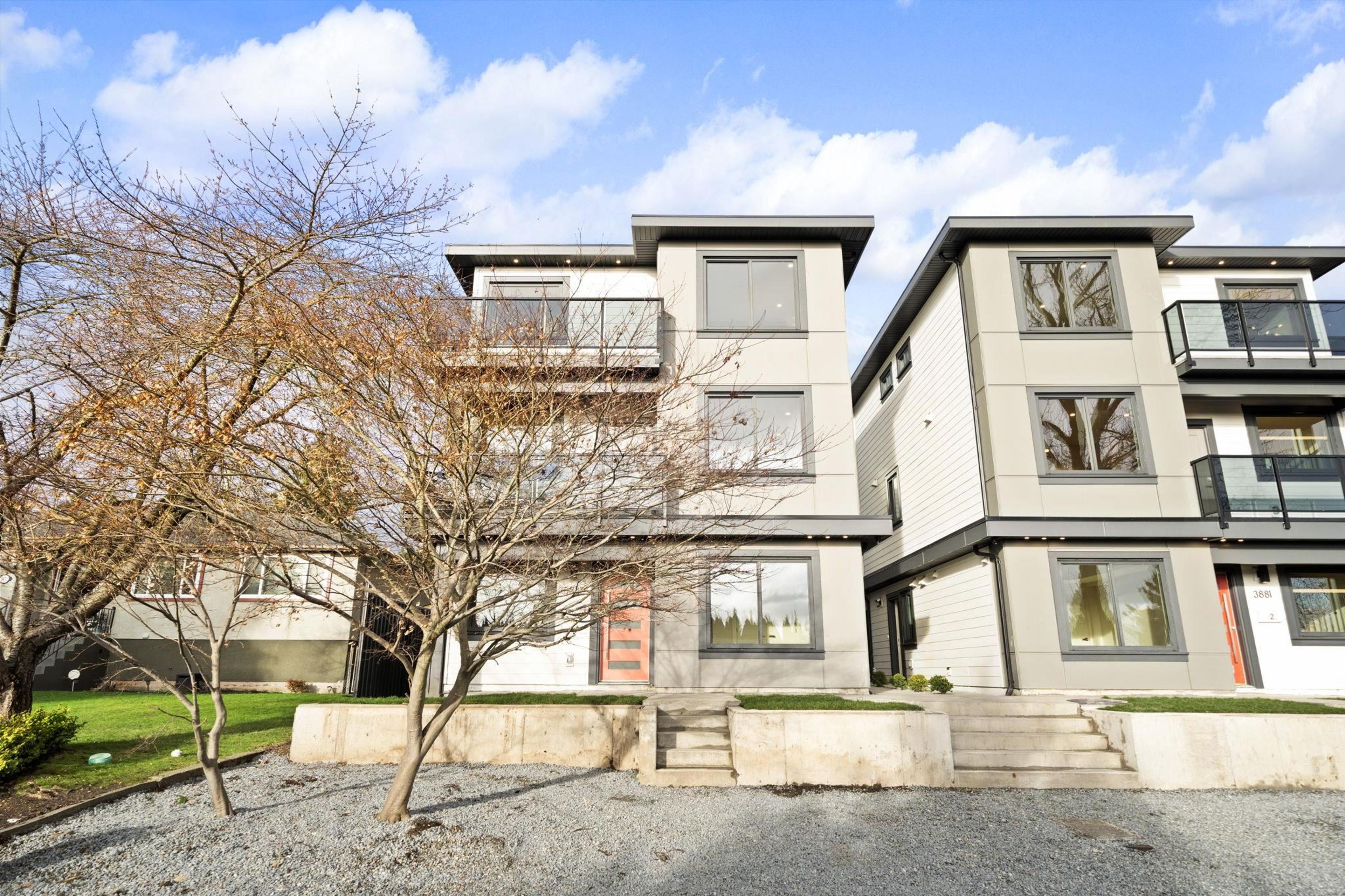 #2 3881 HURST STREET - 4