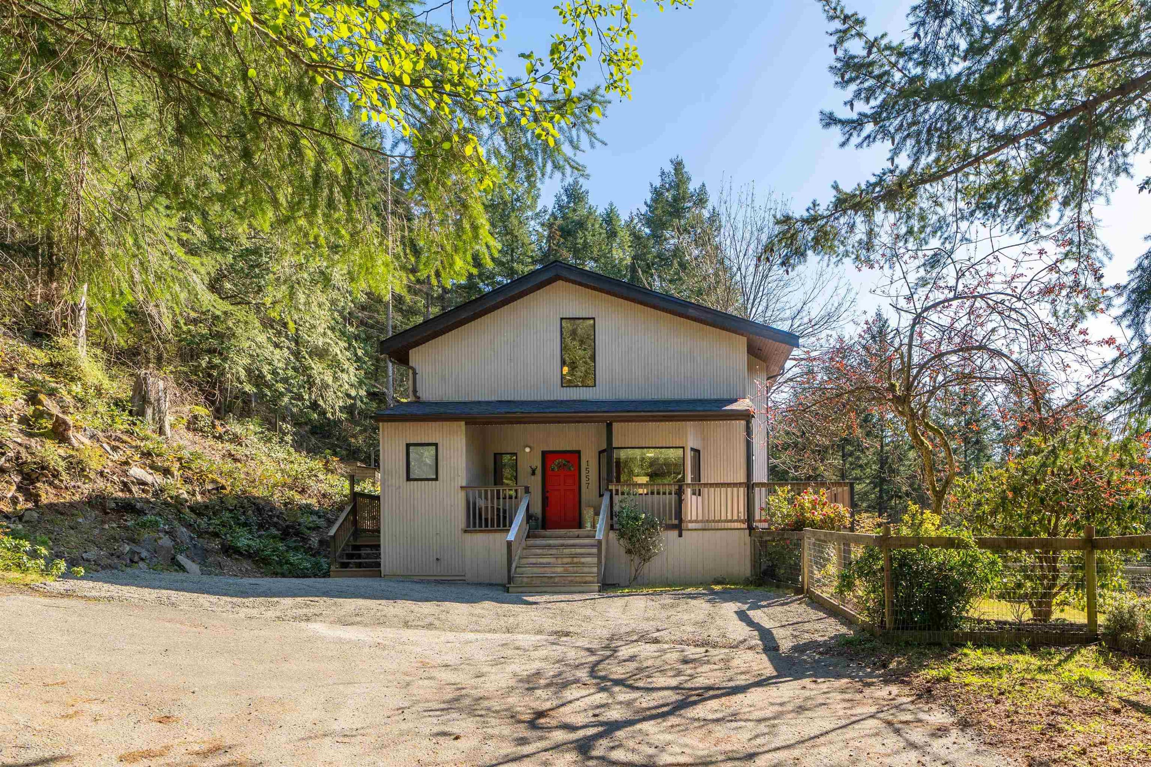 1557 WHITESAILS DRIVE - Image 2