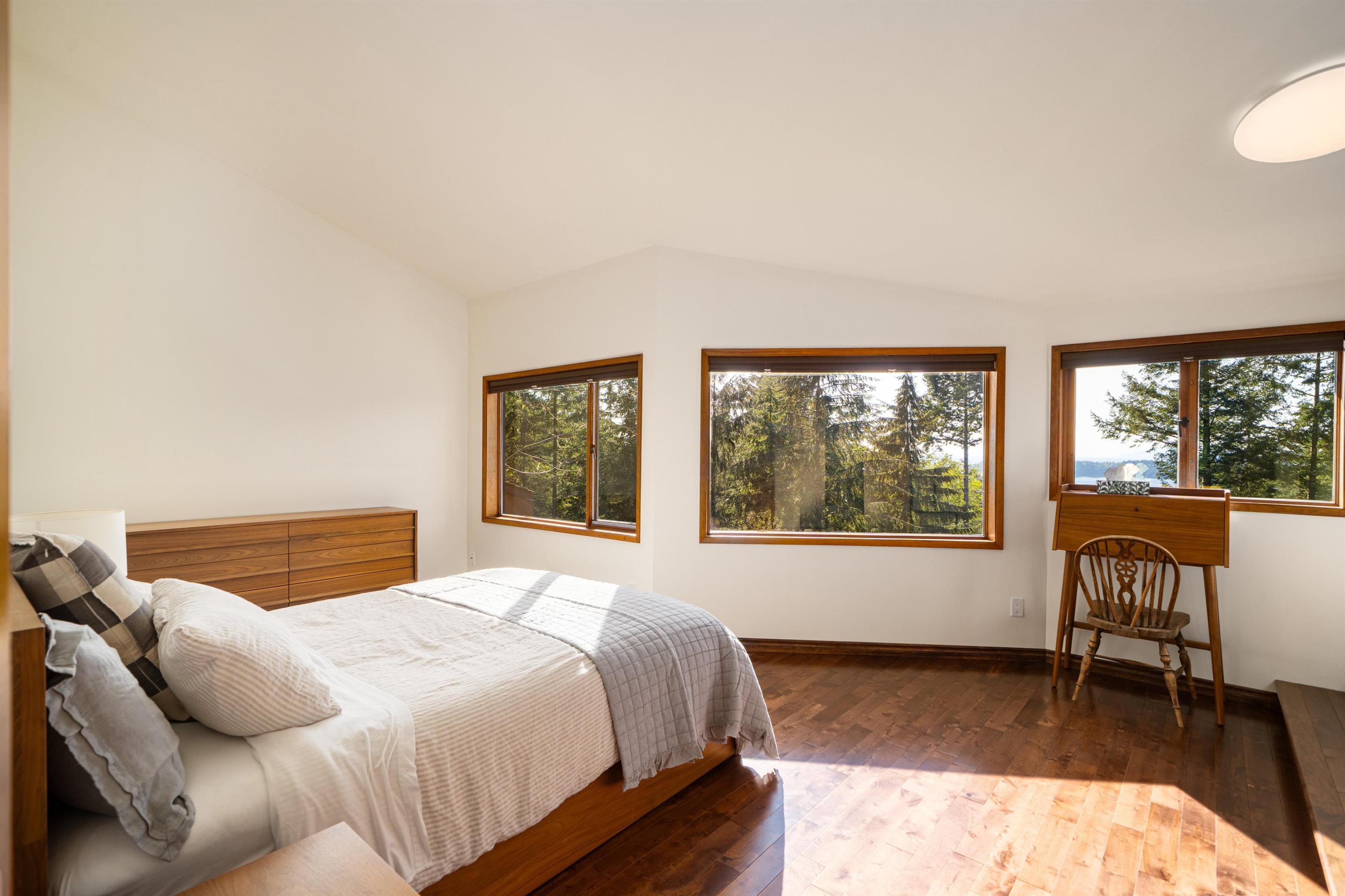 1557 WHITESAILS DRIVE - 13