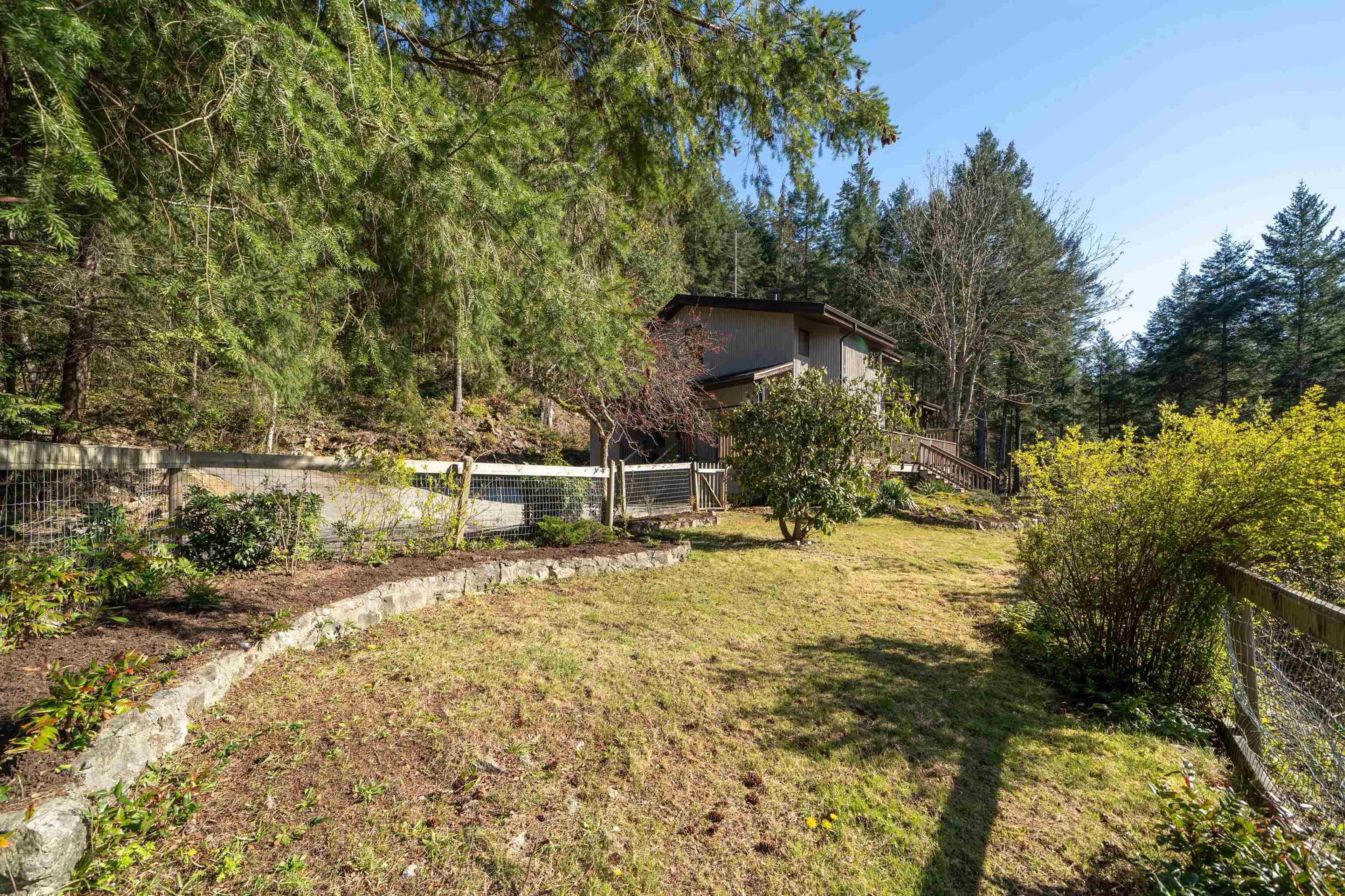 1557 WHITESAILS DRIVE - 28