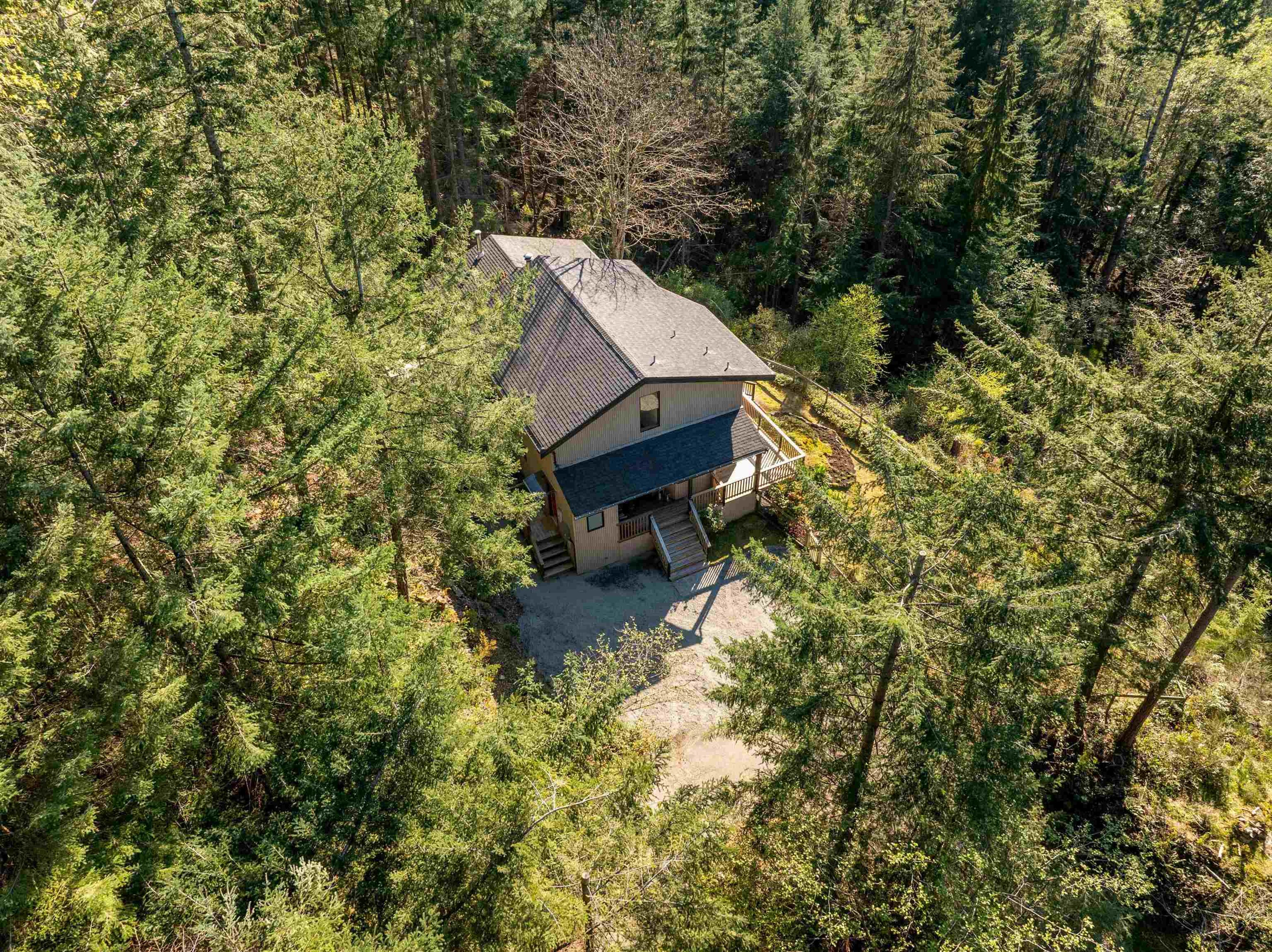 1557 WHITESAILS DRIVE - 37