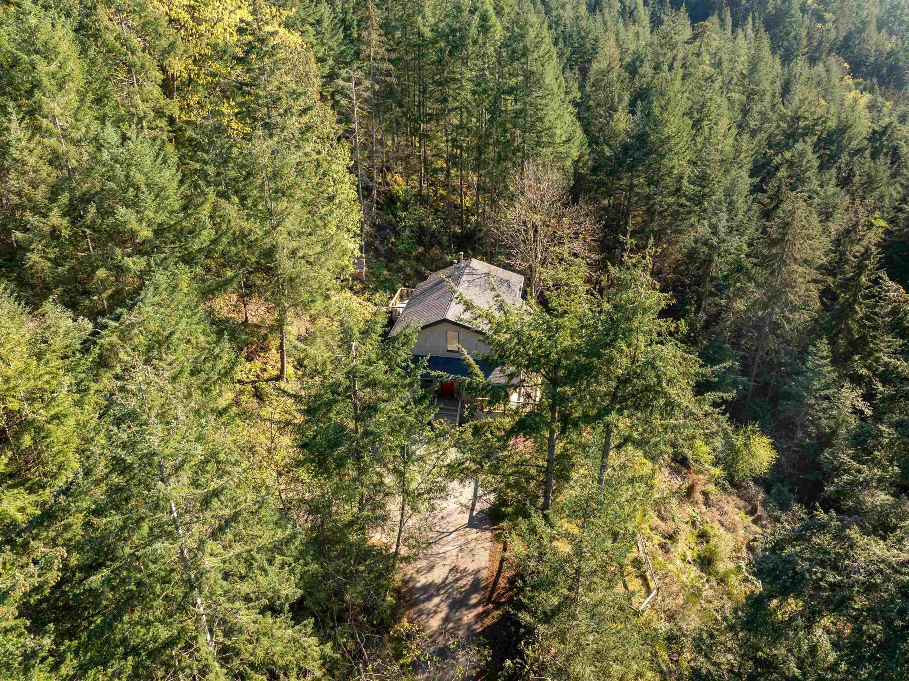 1557 WHITESAILS DRIVE - 35