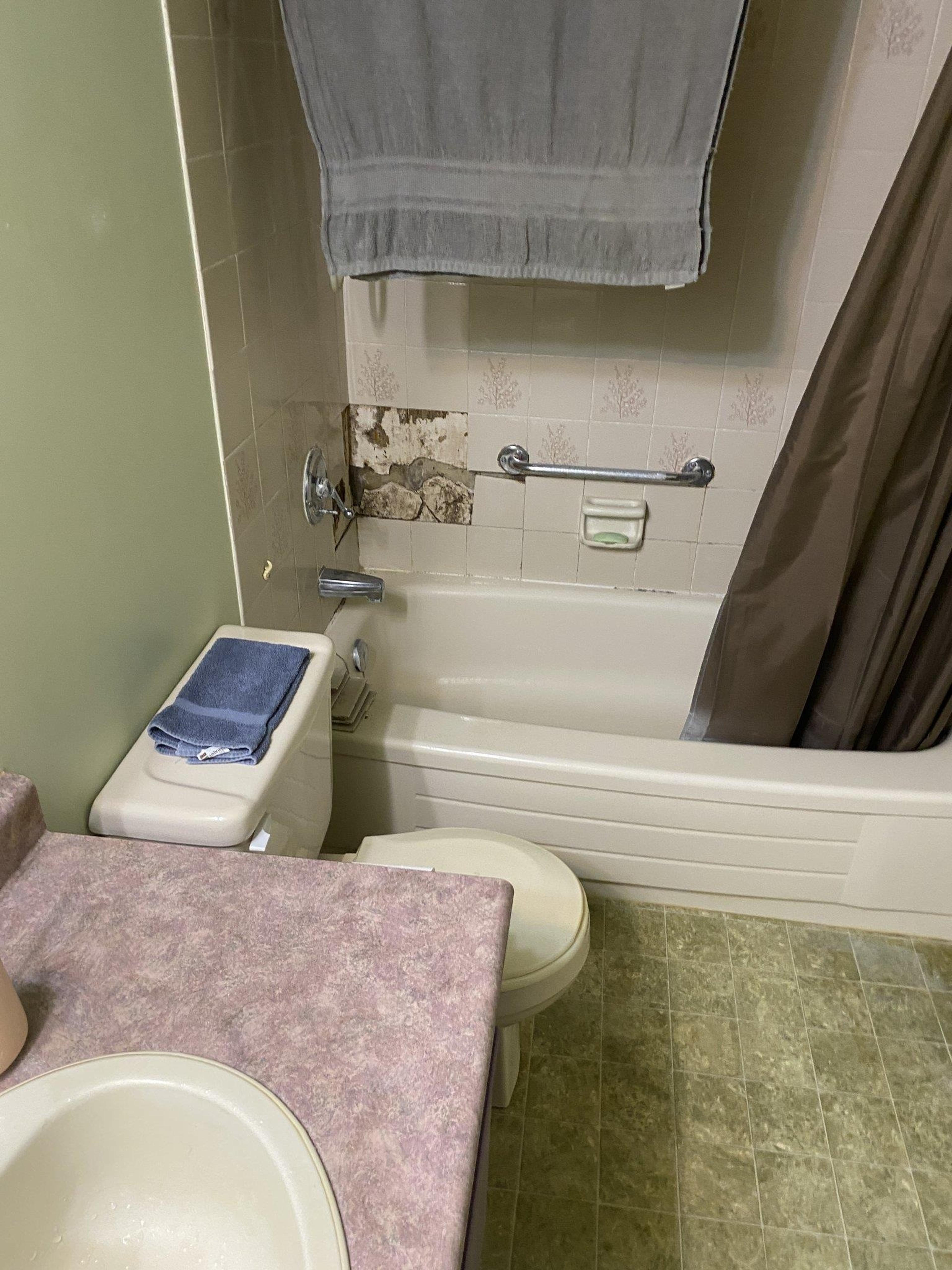 #102 1442 FOSTER STREET - Image 11