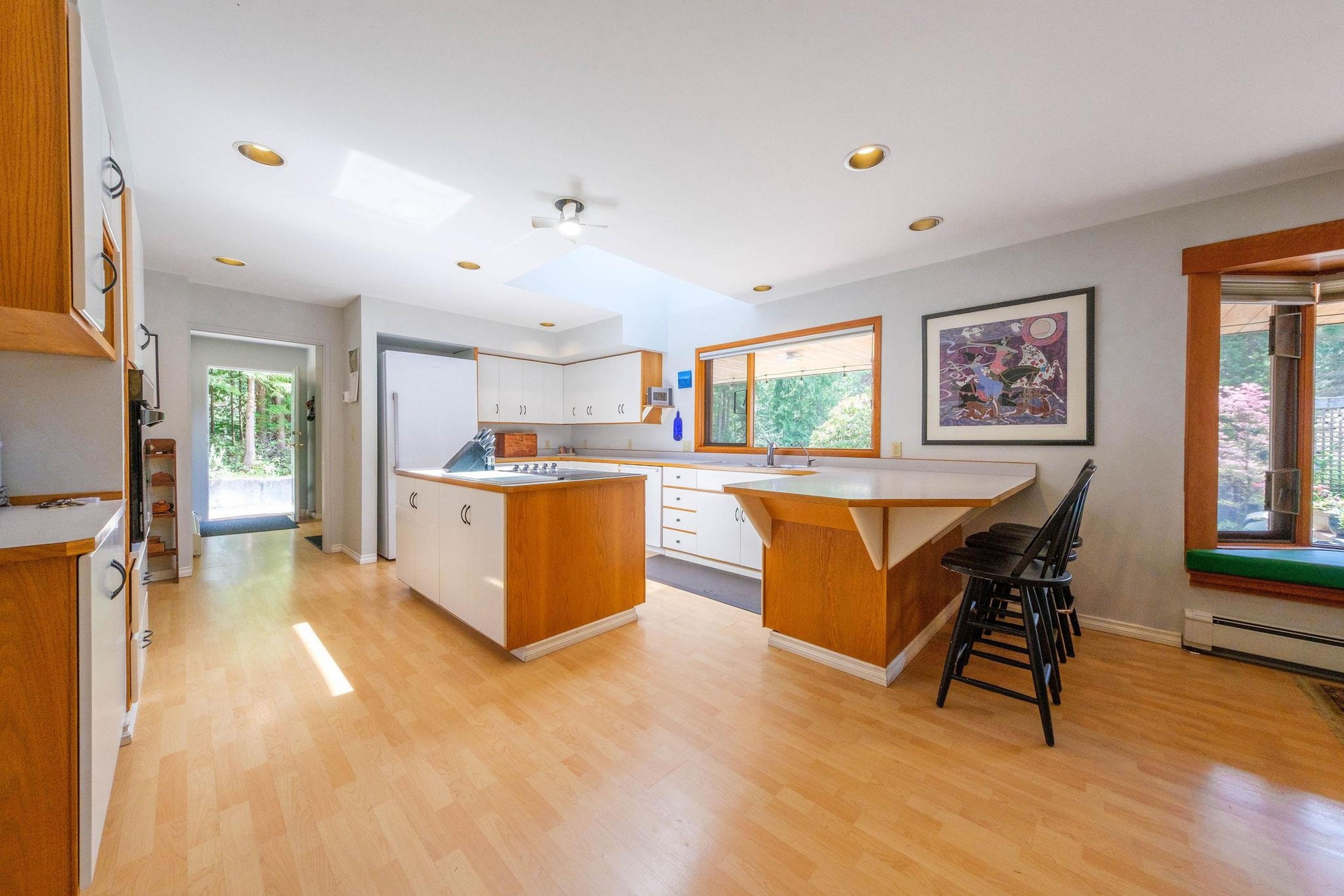 3318-42 LINWOOD ROAD - 16