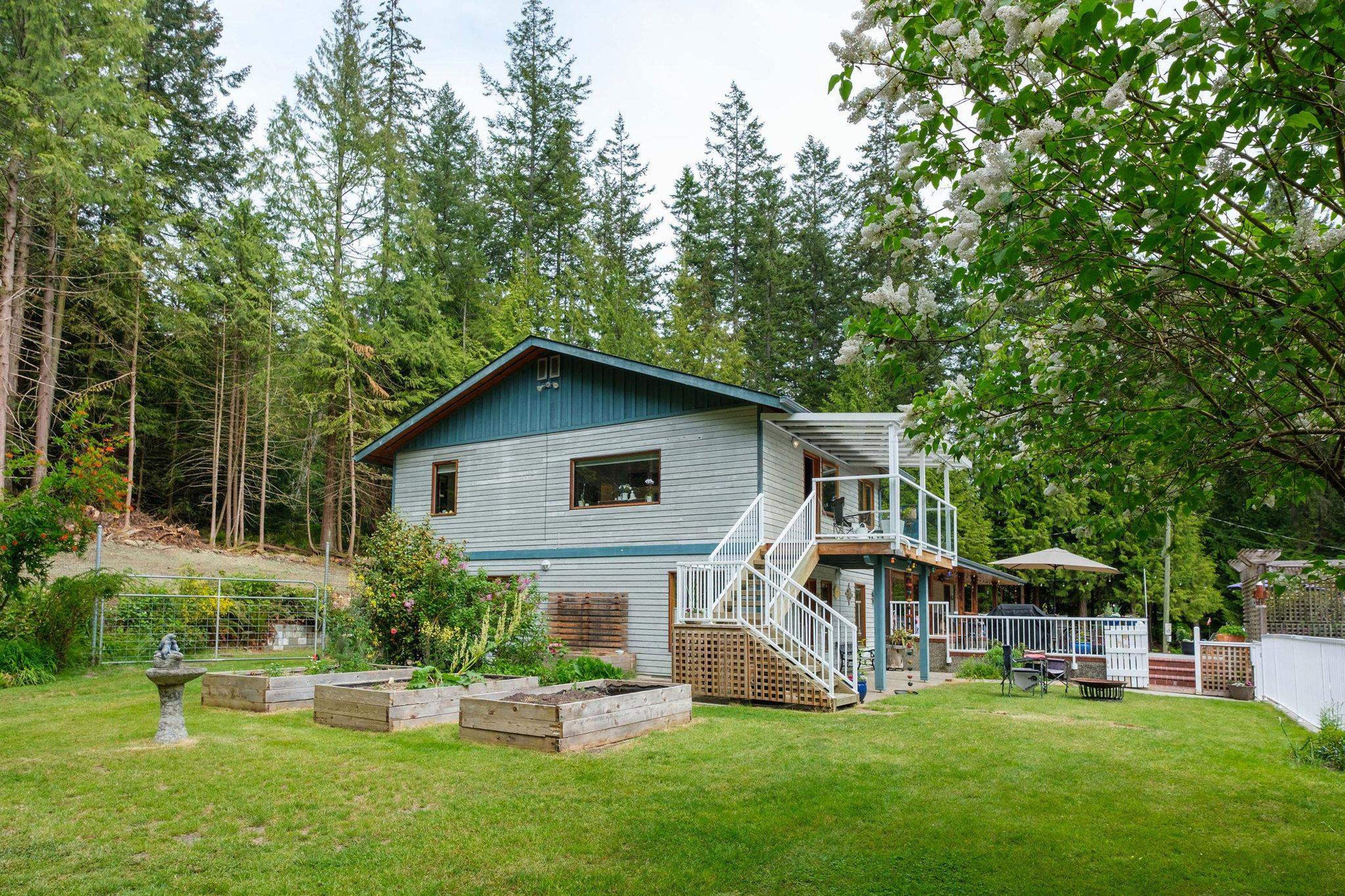 3318-42 LINWOOD ROAD - 32